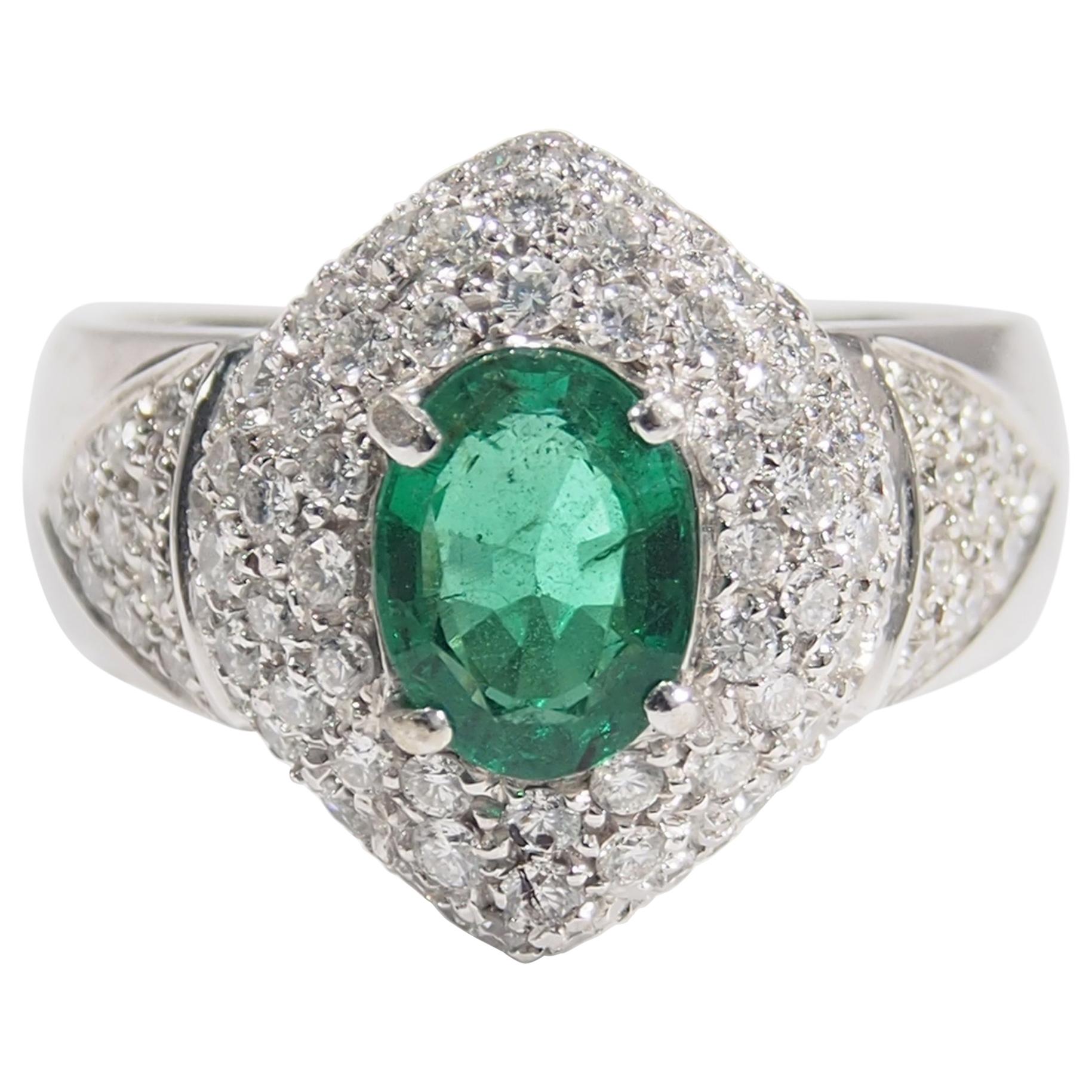 18 Karat Diamond Emerald Dome Ring White Gold For Sale