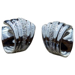 18 Karat Diamond Leaf Earrings