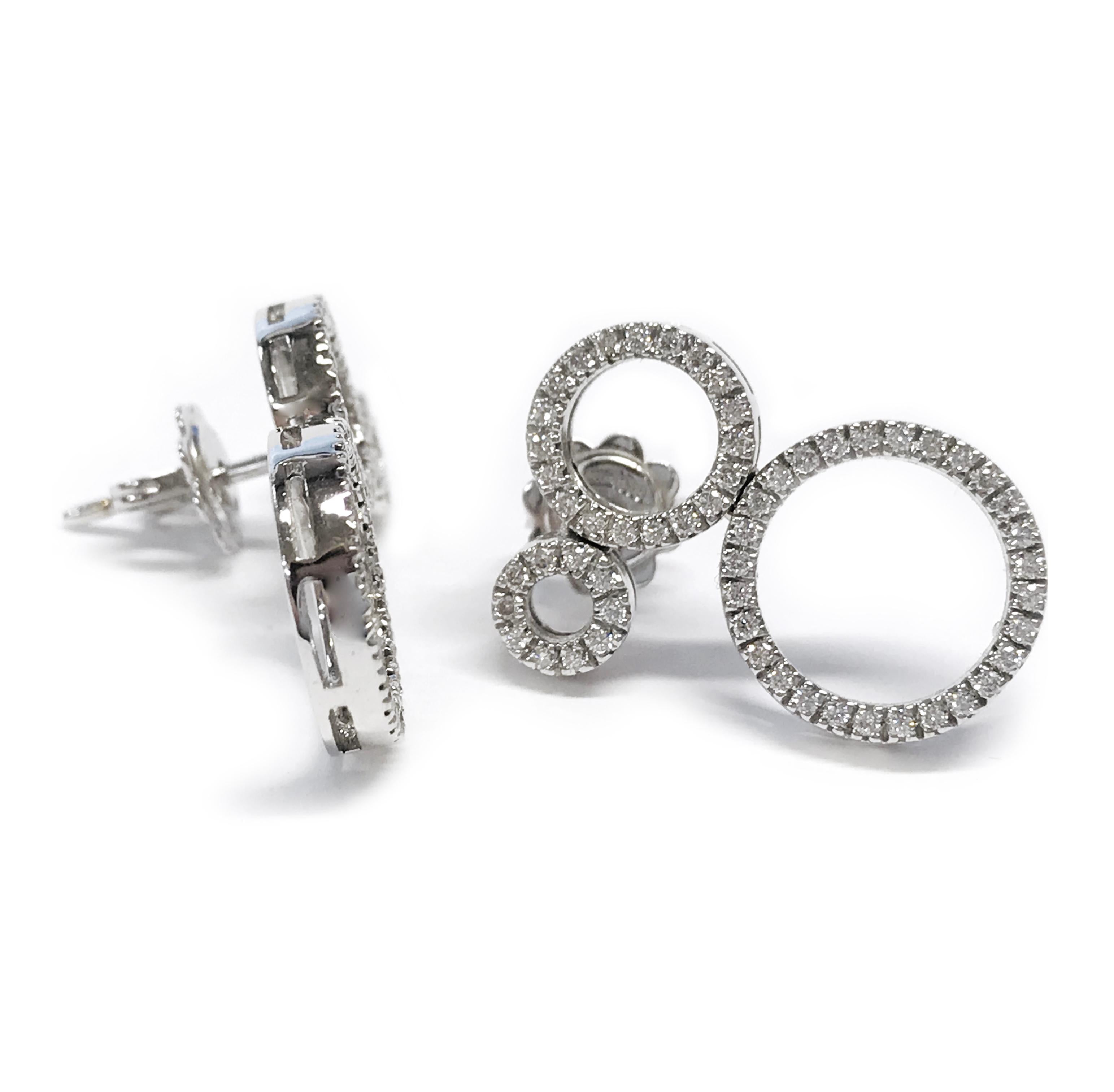 18 Karat Diamond Multi-Circle Earrings In Good Condition For Sale In Palm Desert, CA