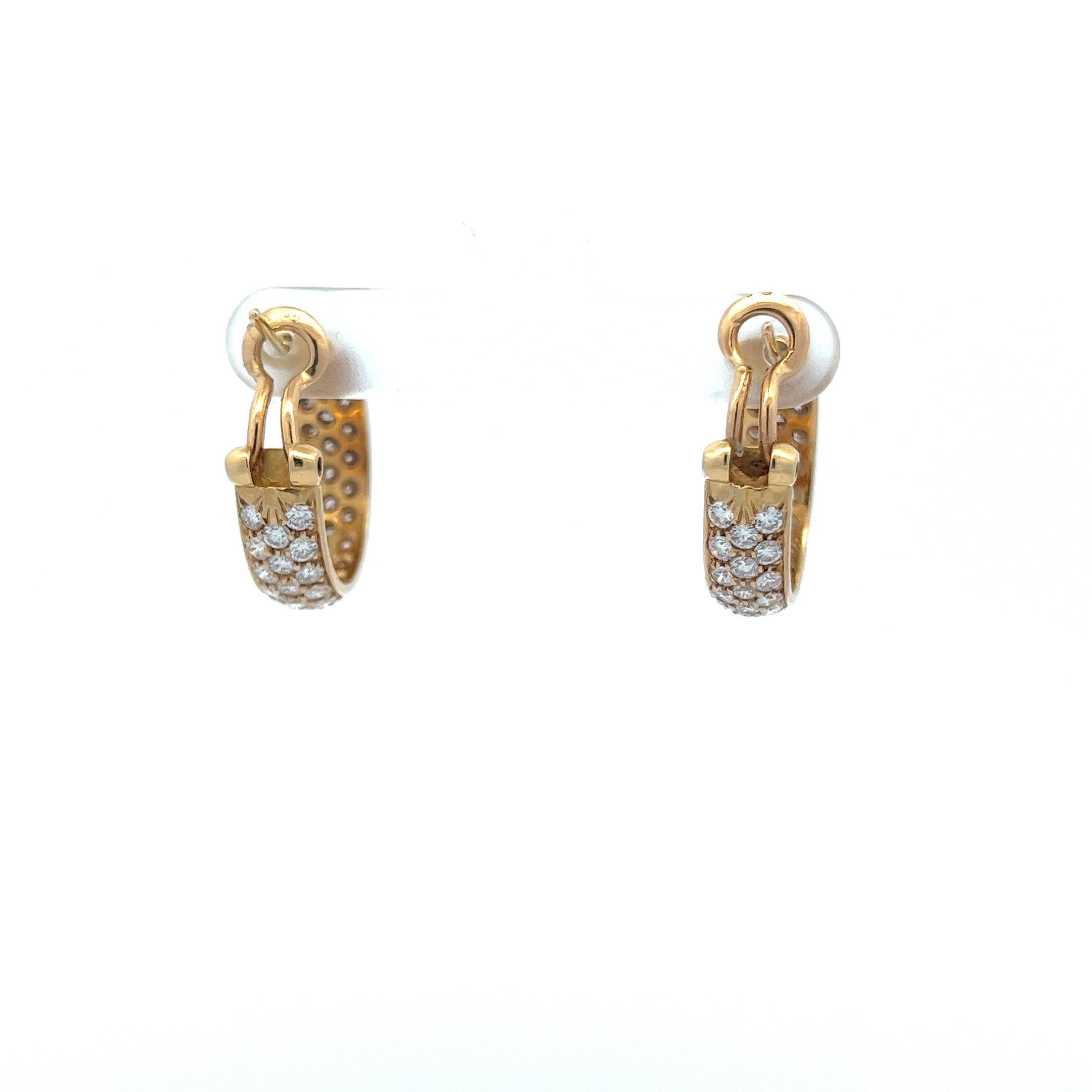18 Karat Yellow Gold Diamond Pave Hoop Huggie Earrings 4.32 Carats In Good Condition For Sale In Fairfield, CT