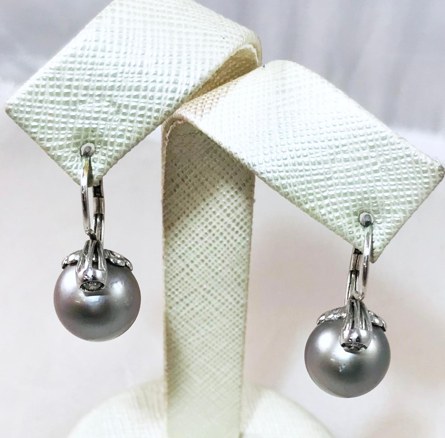 Round Cut 18 Karat Diamond Tahitian Silver Pearl Earrings For Sale