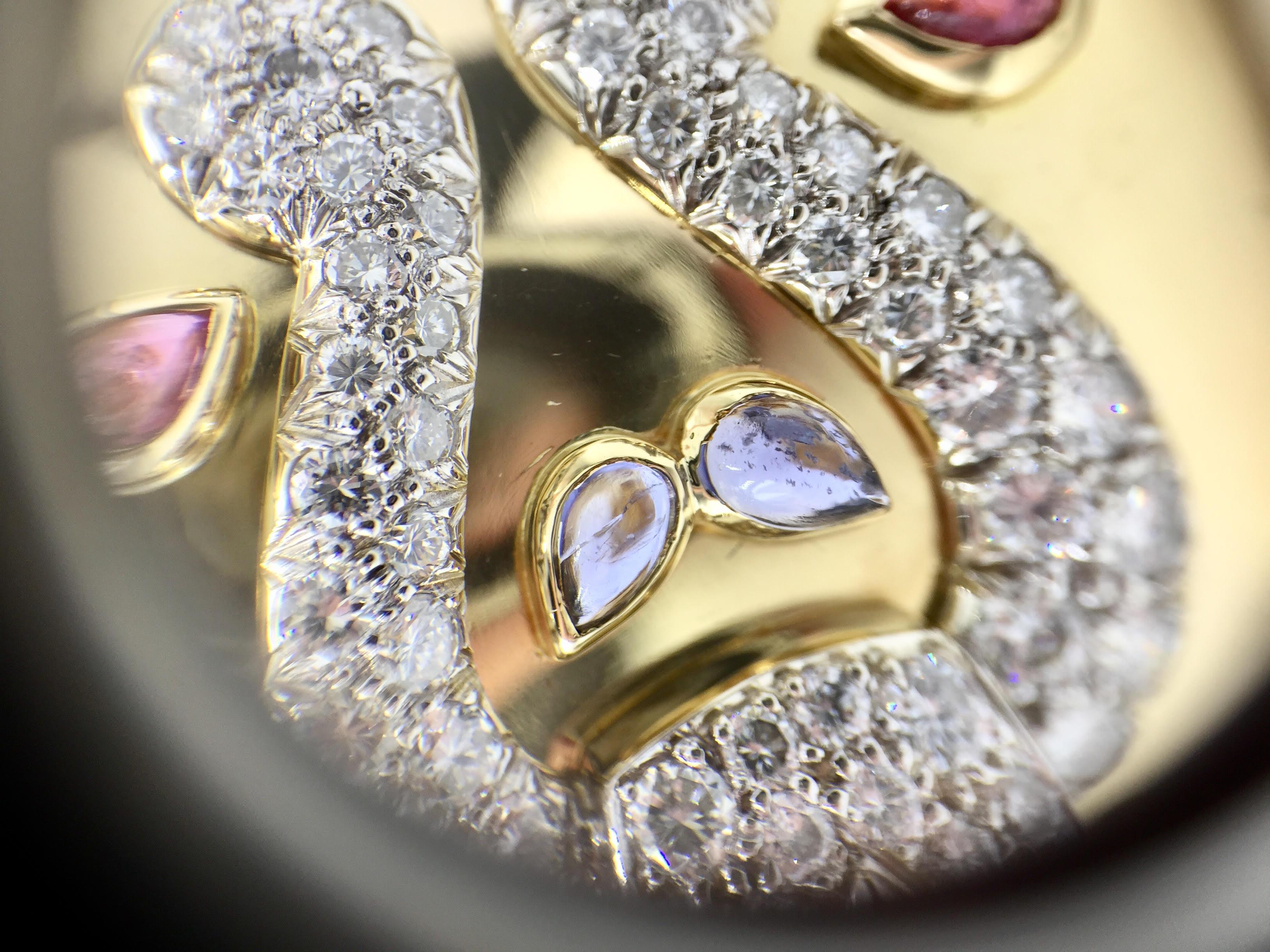 18 Karat Diamond, Tourmaline and Iolite Wide Cuff Bracelet For Sale 5
