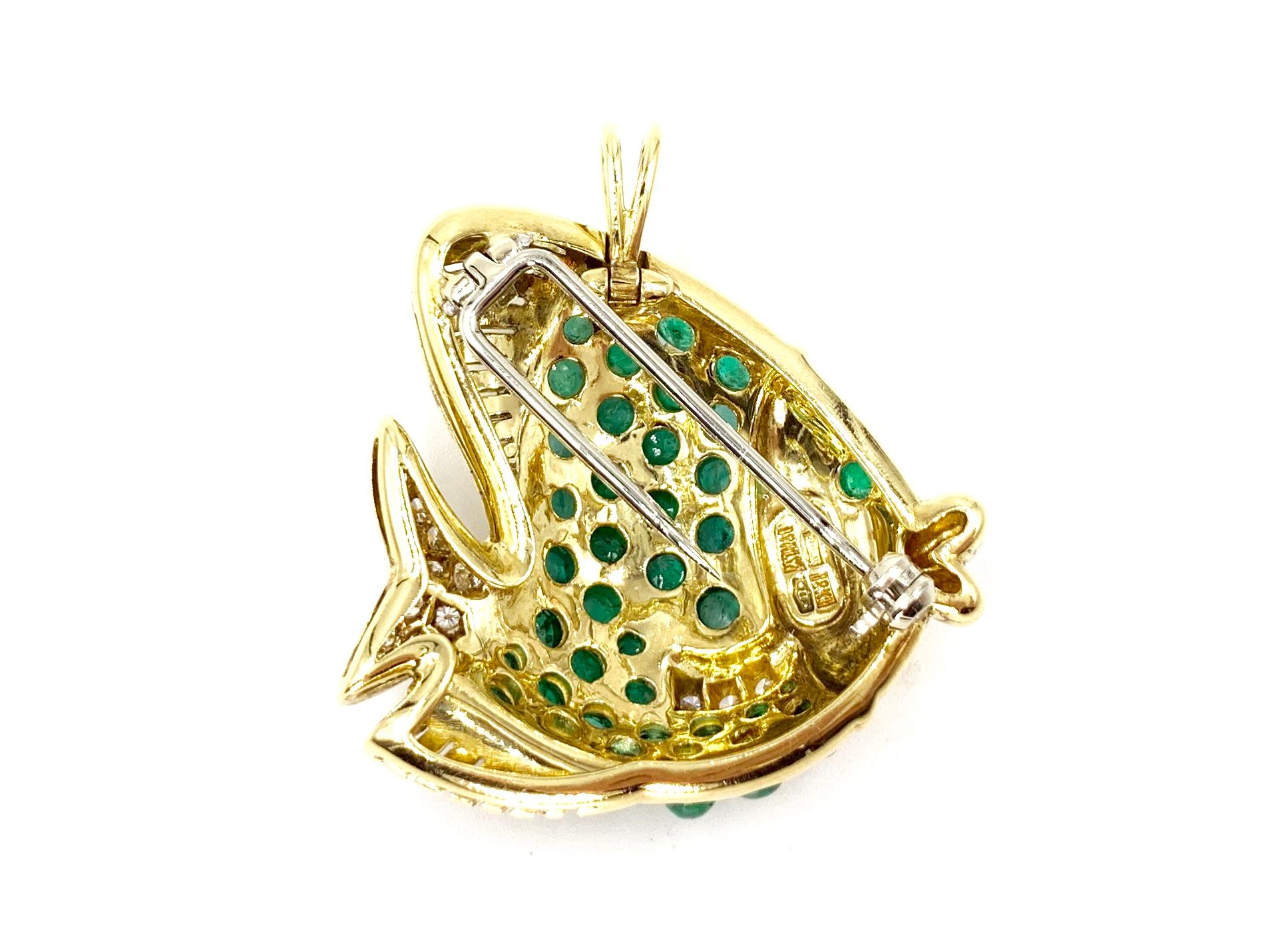 18 Karat Emerald and Diamond Fish Pendant or Brooch In Good Condition For Sale In Pikesville, MD