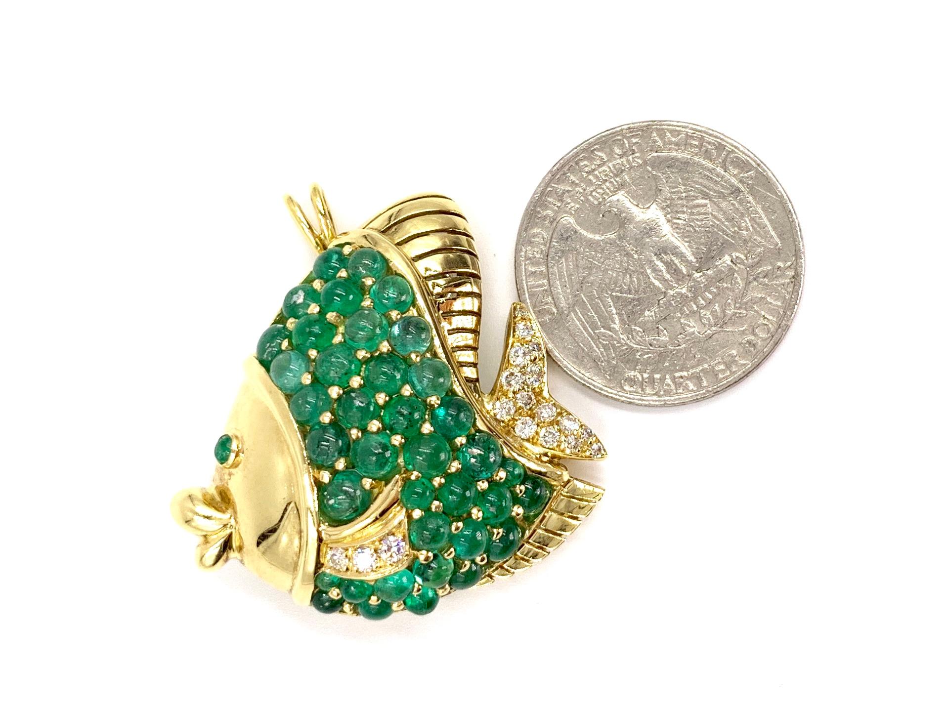 18 Karat Emerald and Diamond Fish Pendant or Brooch For Sale 3