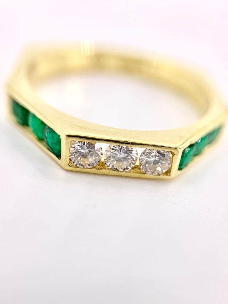 18 Karat Emerald and Diamond Modern Band Ring at 1stDibs