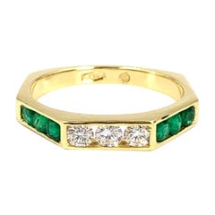 18 Karat Emerald and Diamond Modern Band Ring