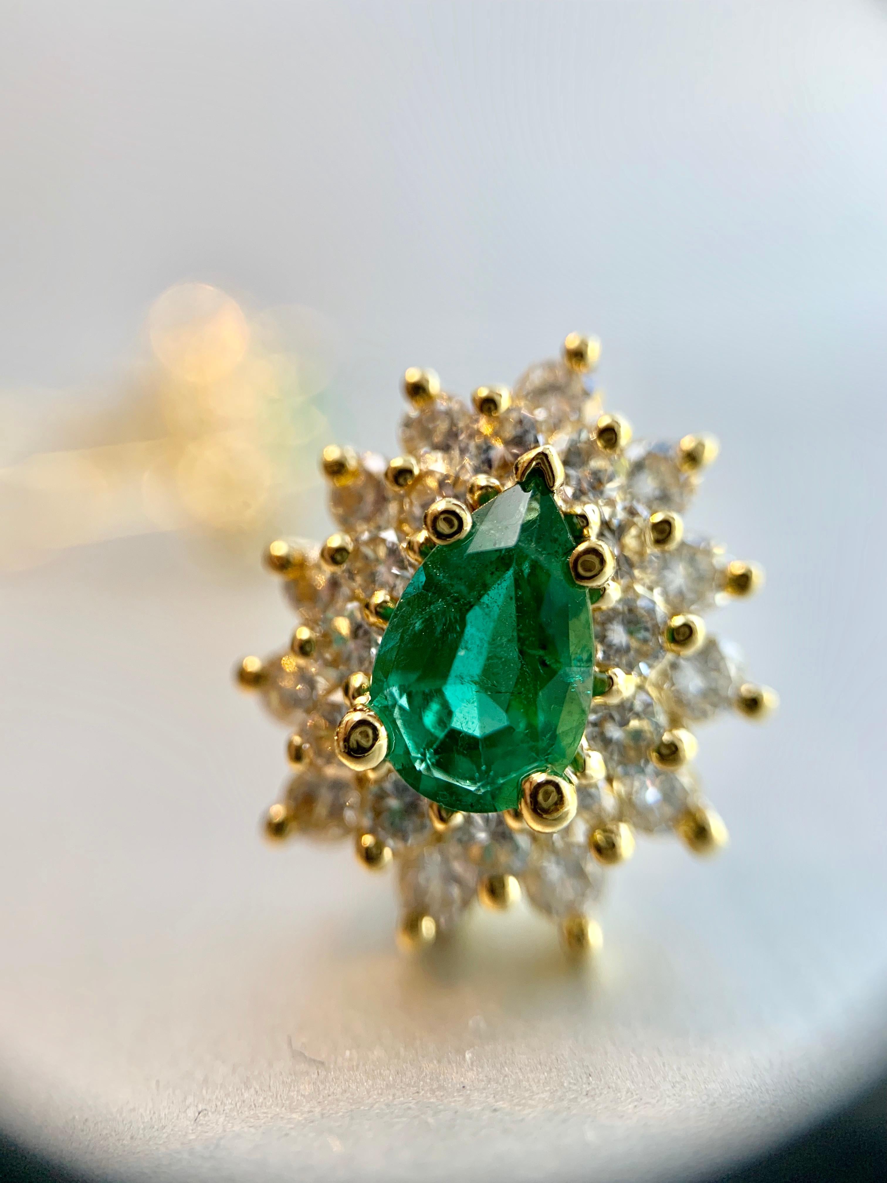 18 Karat Emerald and Diamond Pear Shape Earrings For Sale 3