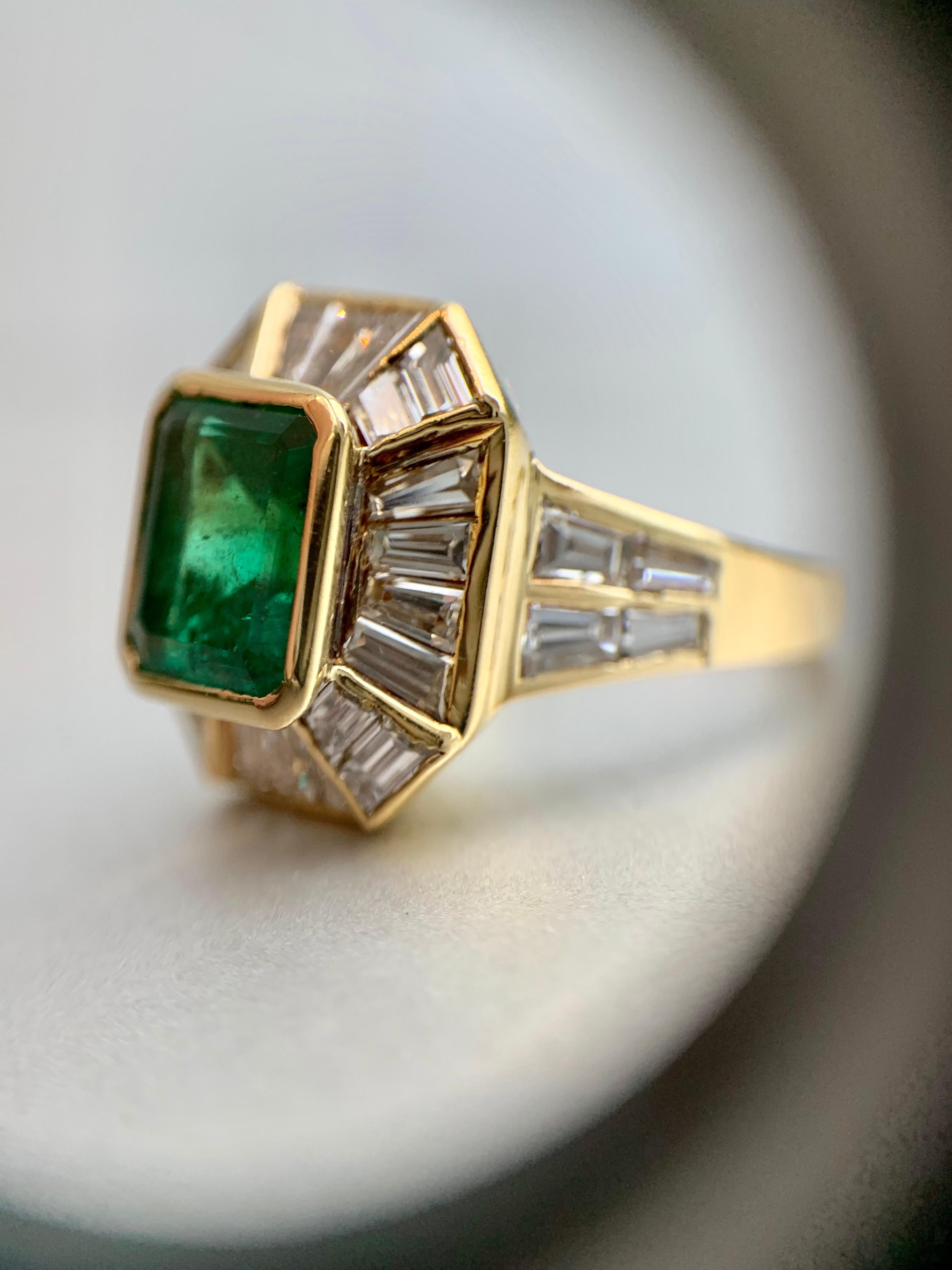 18 Karat Emerald and Diamond Ring 4