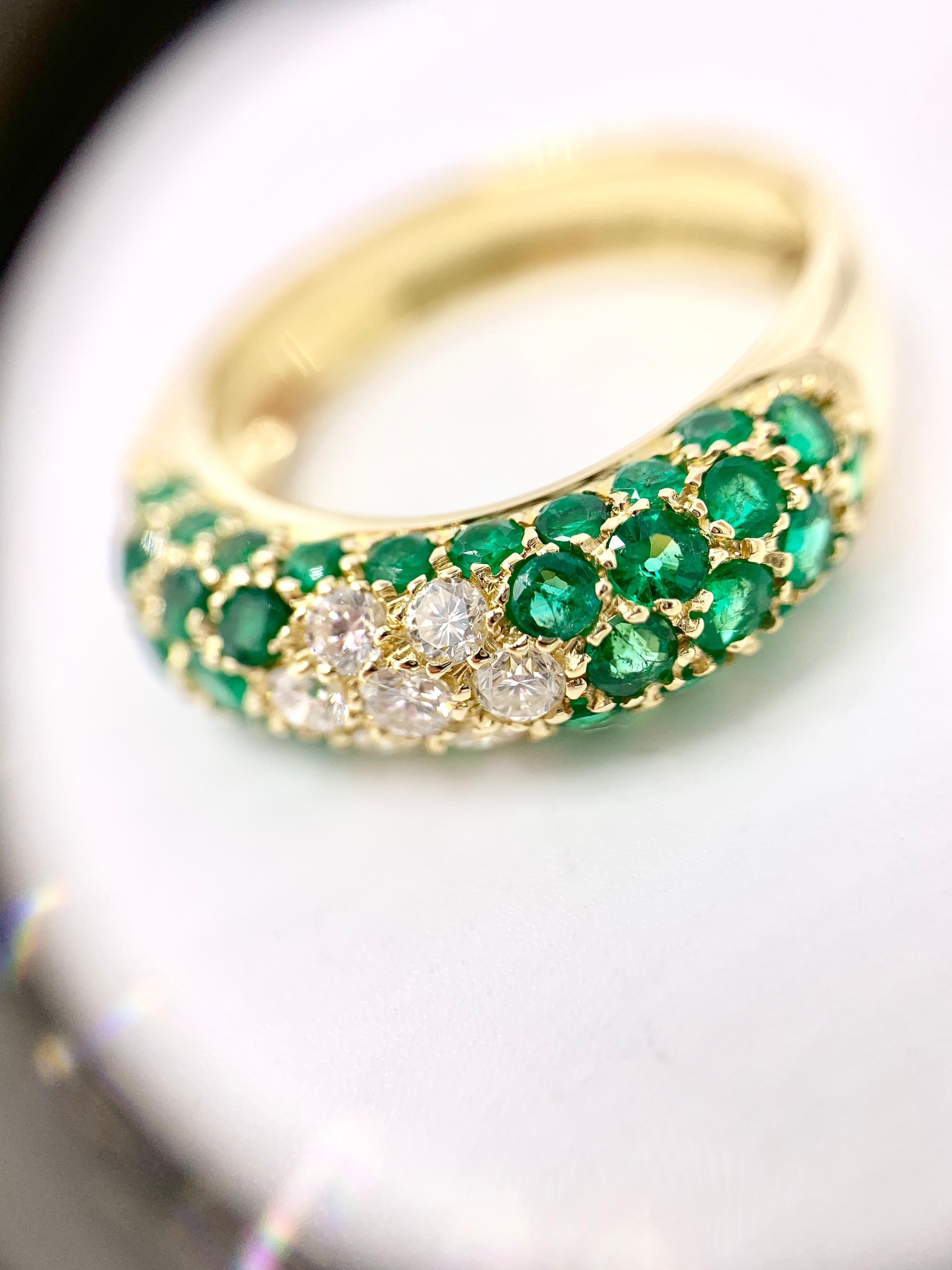 18 Karat Emerald and Diamond Ring For Sale 5