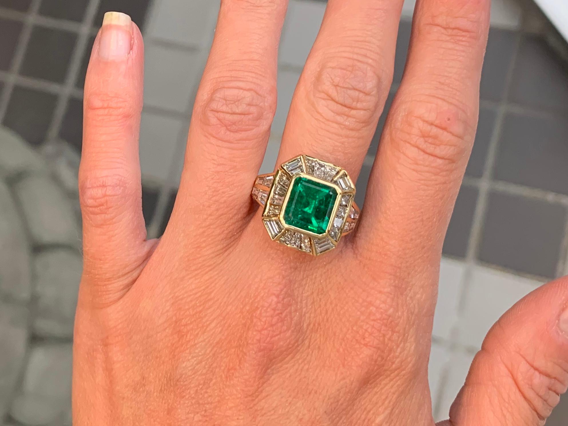 18 Karat Emerald and Diamond Ring 6
