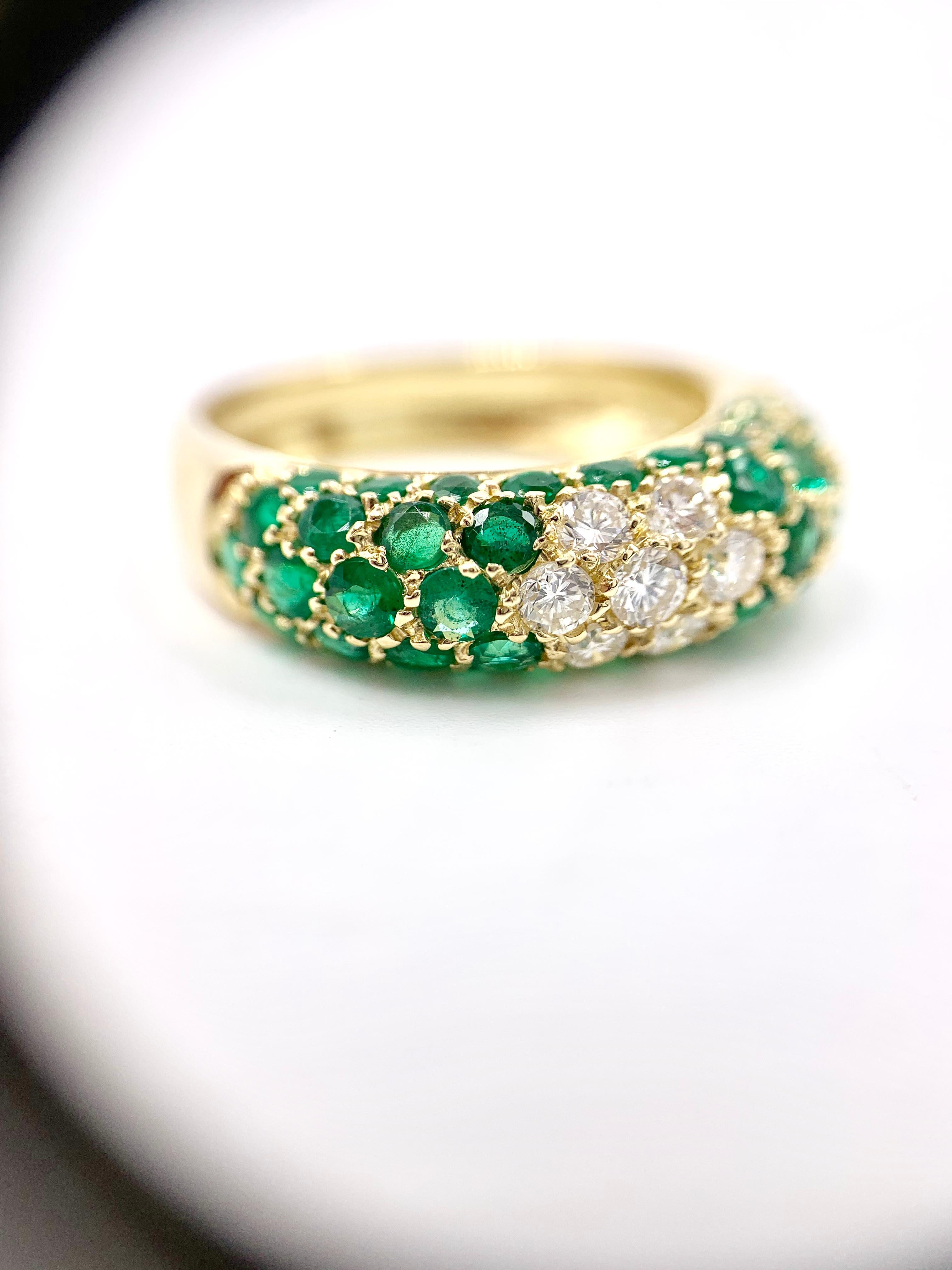 18 Karat Emerald and Diamond Ring For Sale 7
