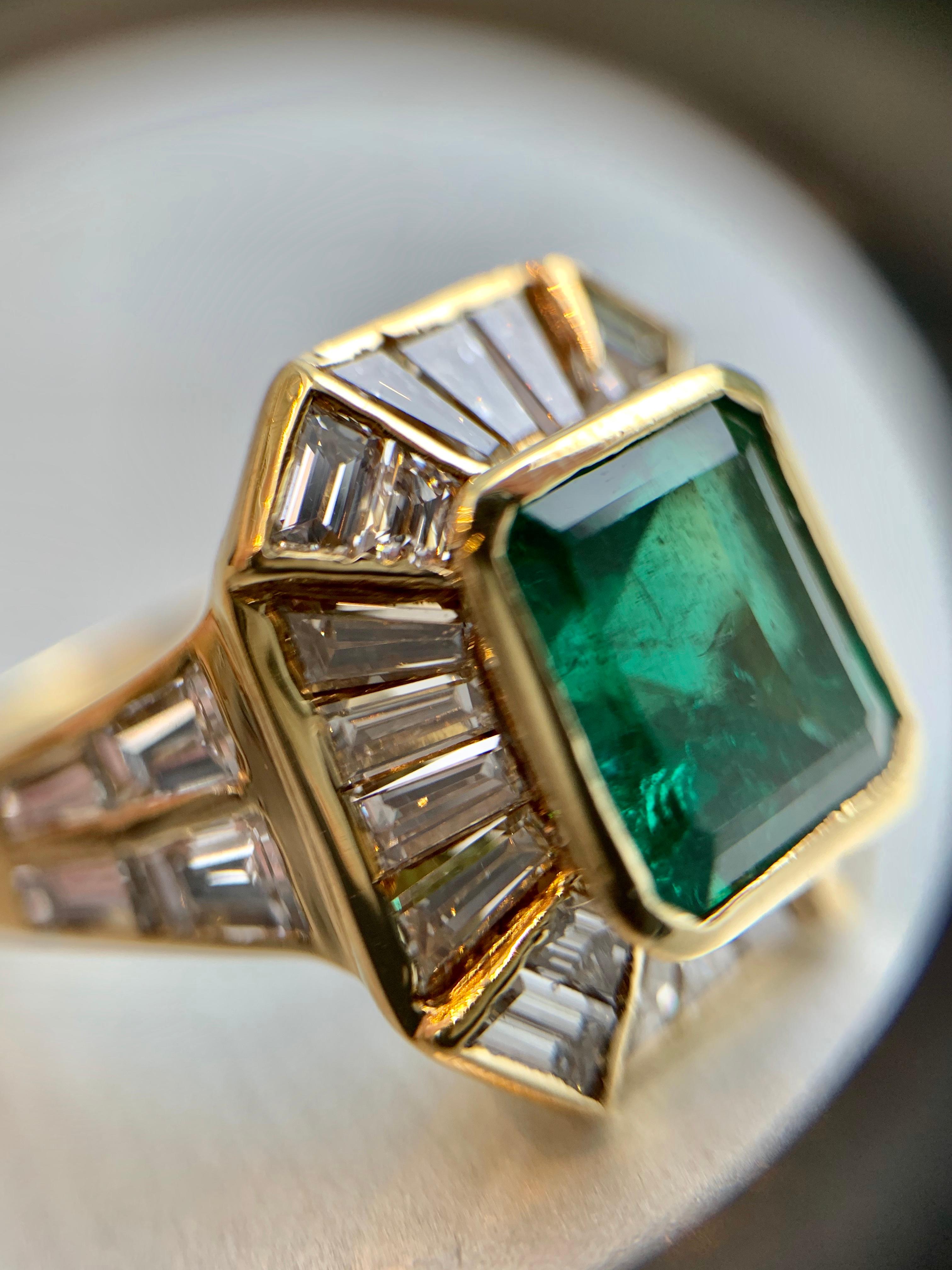 18 Karat Emerald and Diamond Ring 2