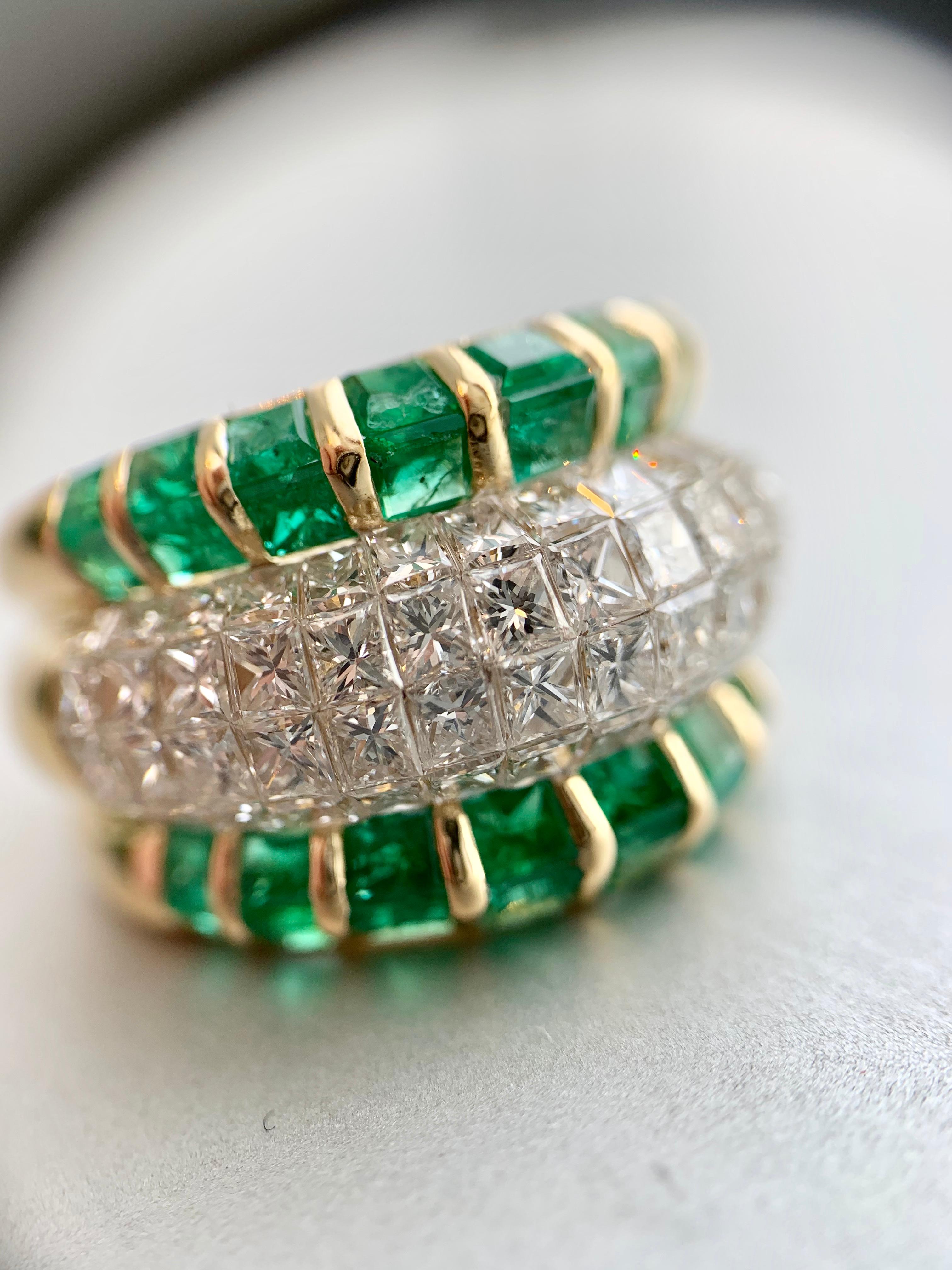 18 Karat Emerald and Diamond Wide Ring For Sale 8