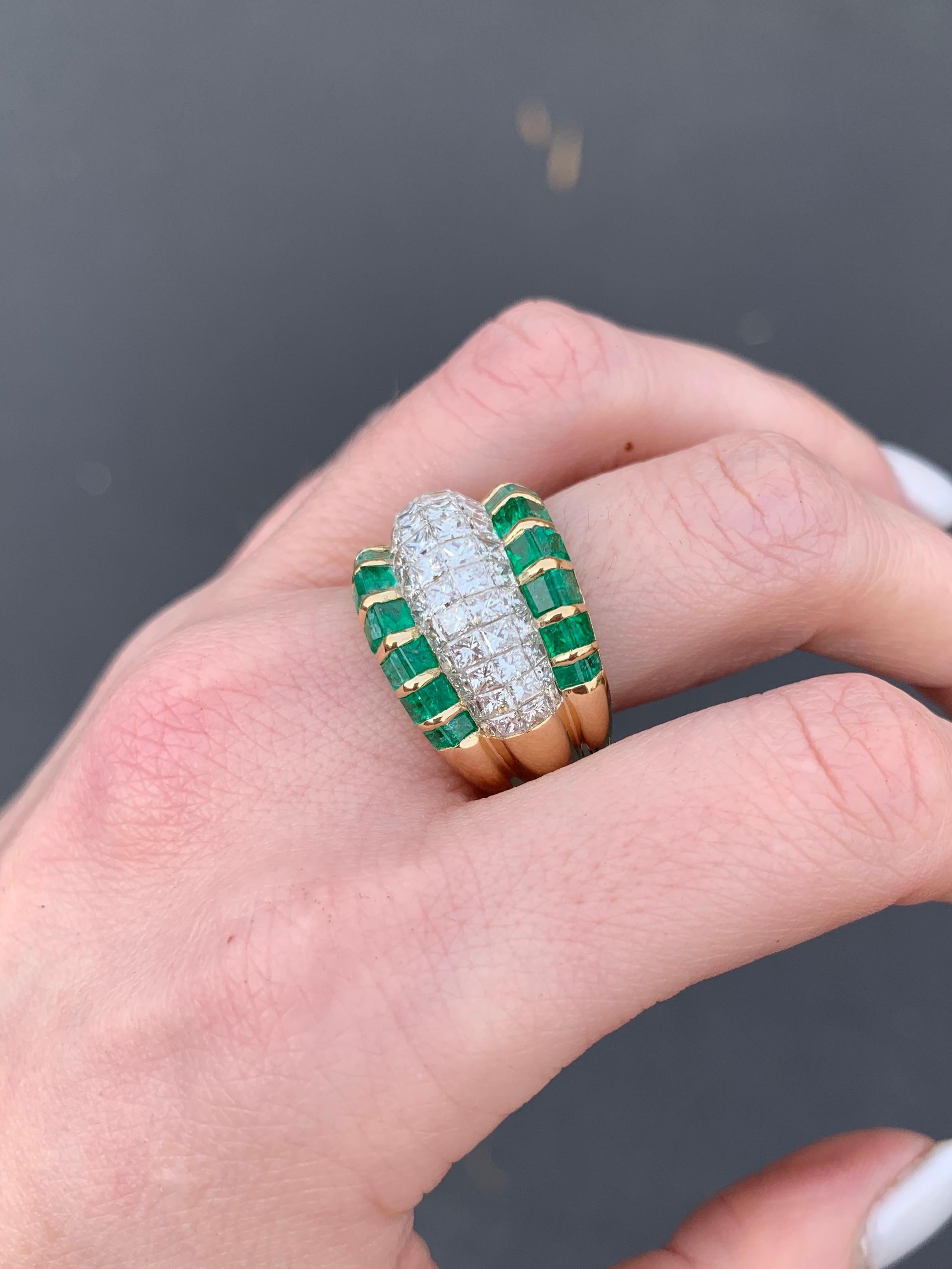 18 Karat Emerald and Diamond Wide Ring For Sale 5