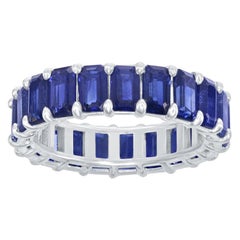 14 Karat Smaragdschliff Saphir Eternity-Ring 6,25 Karat.