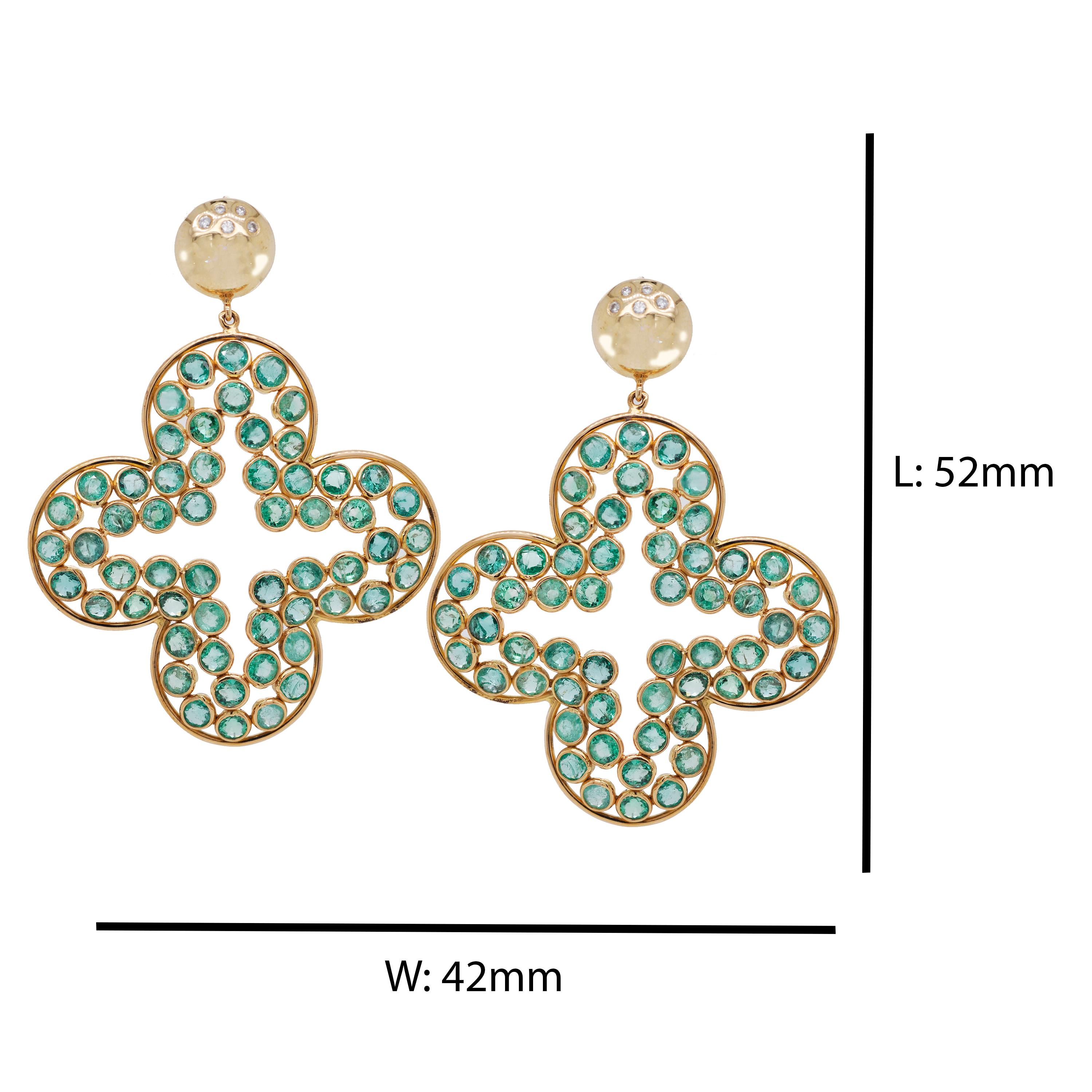 Modern 18 Karat Emerald Diamond Clover Chandelier Dangle Drop Earrings For Sale