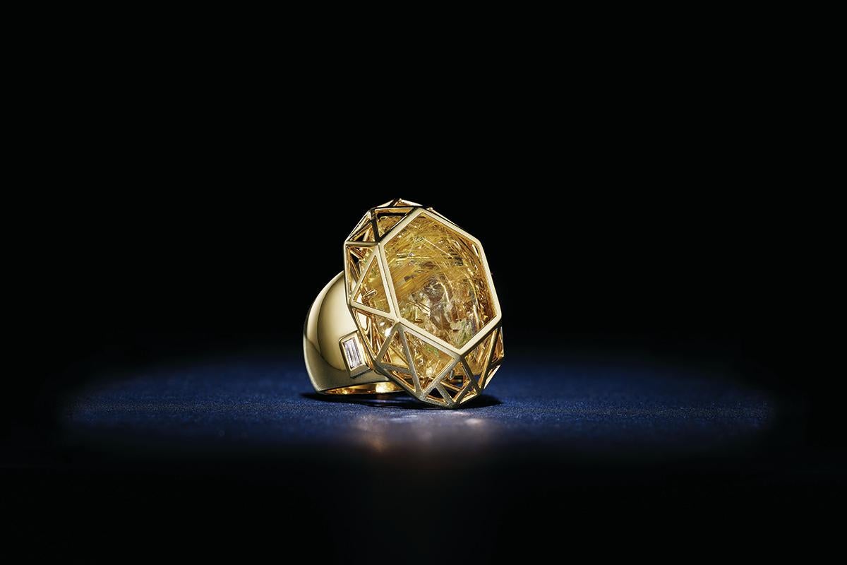 Contemporary 18 Karat Estelar Yellow Gold Ring with Vs Gh Diamonds and Rutilated Quartz
