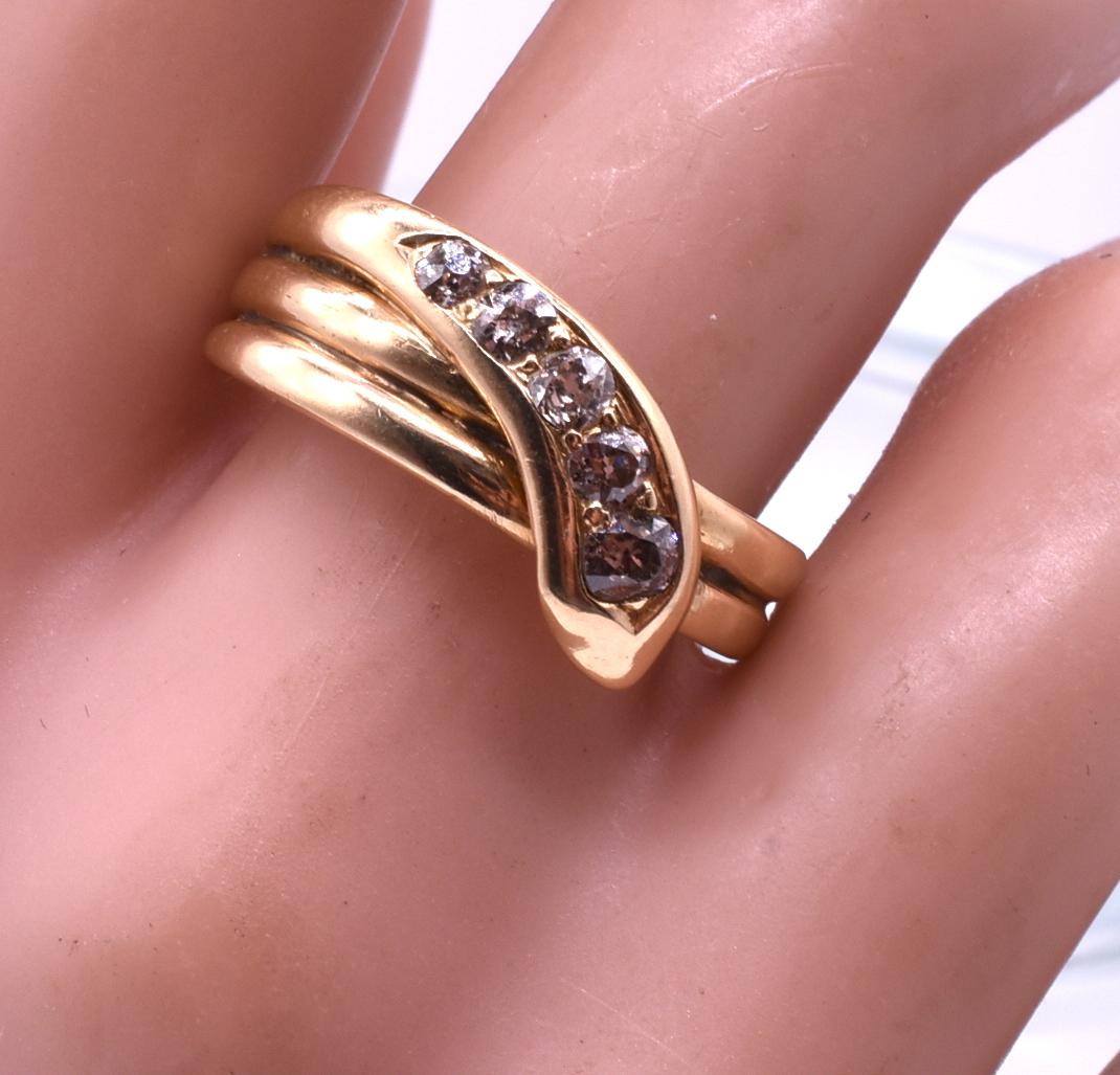 18 Karat Five Diamond Studded Snake Ring HM 1894 In Excellent Condition In Baltimore, MD