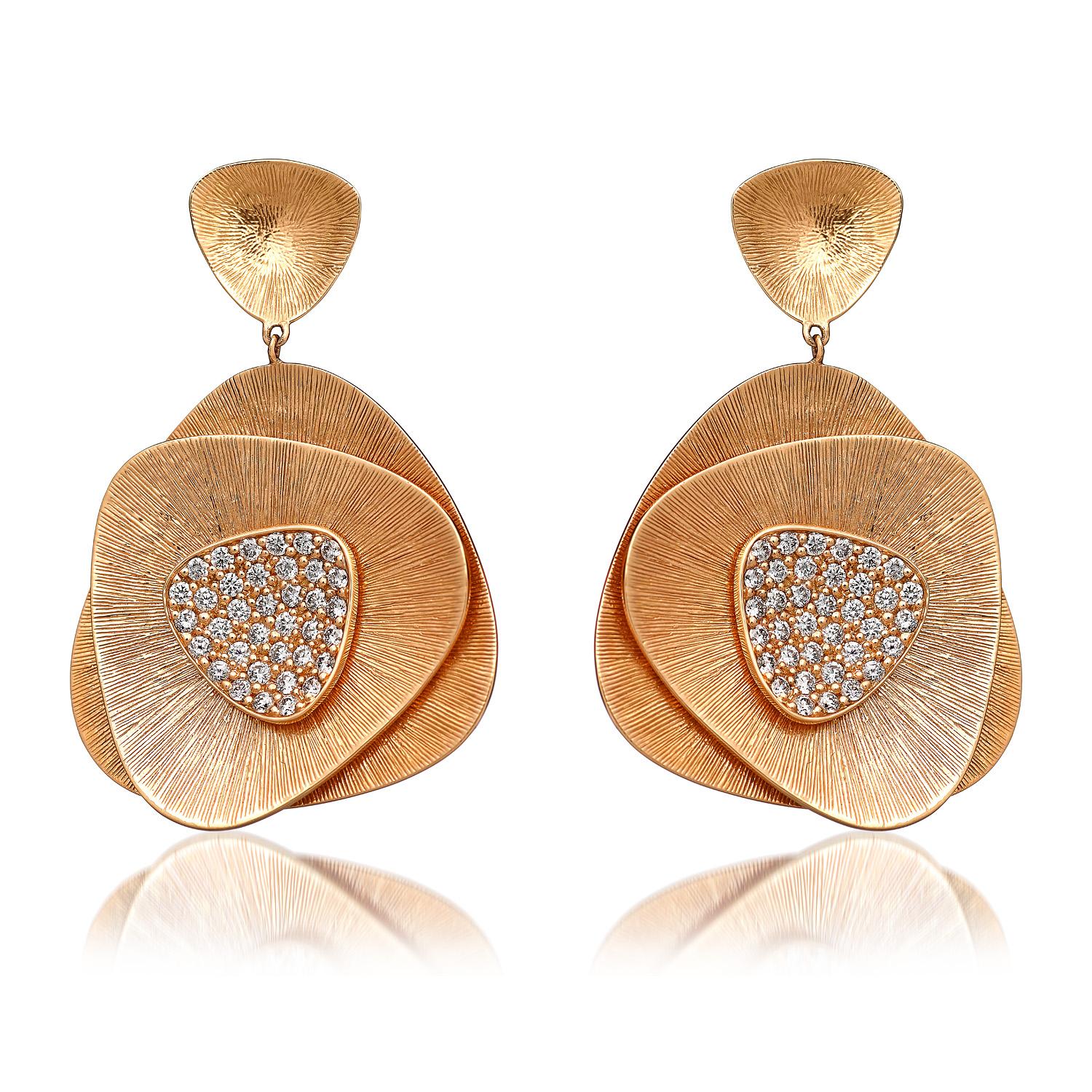 18 Karat Flora Pink Gold Earring With Vs-Gh Diamonds
