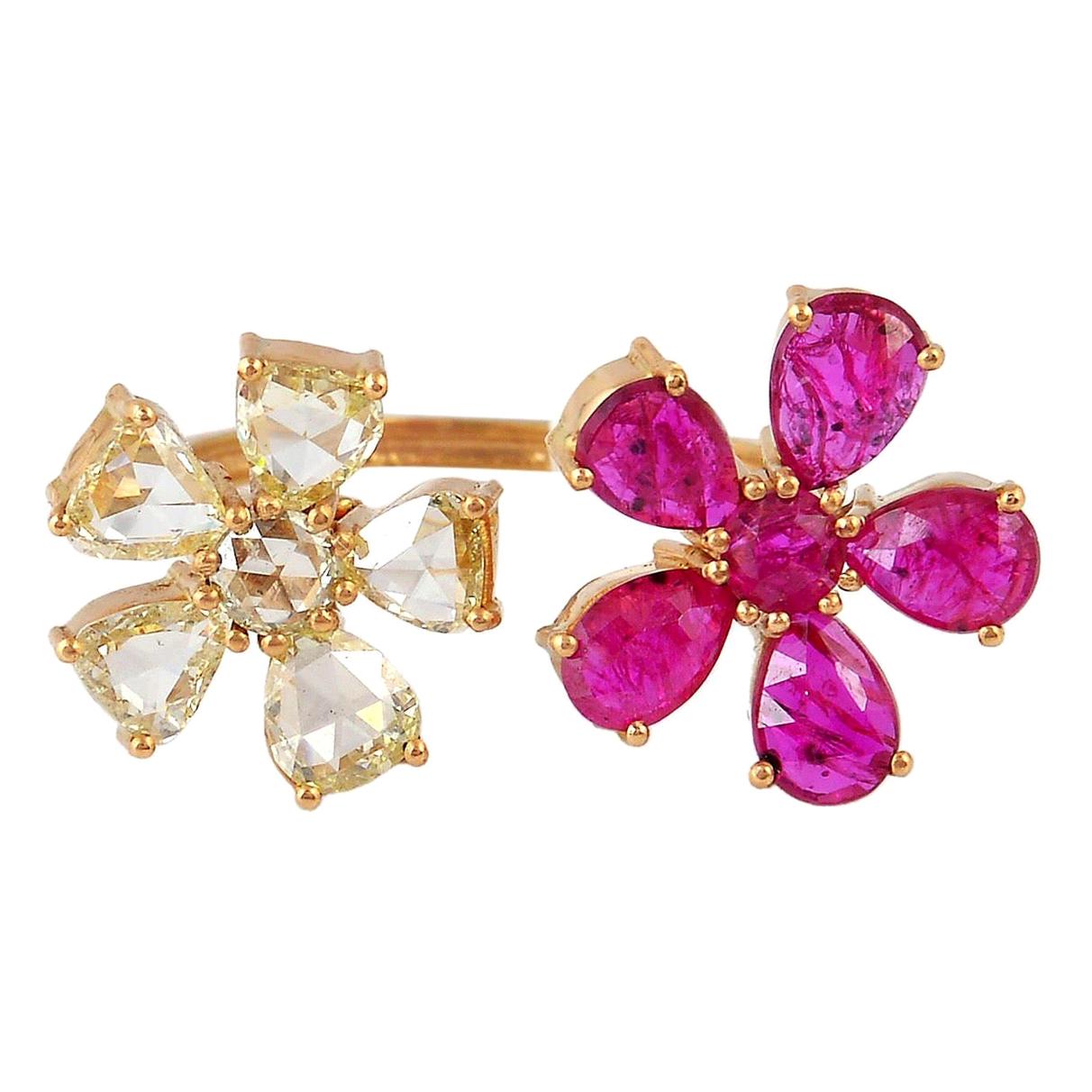 Bague florale en or 18 carats avec rubis et diamants