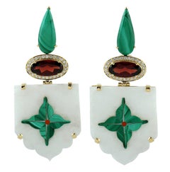 Orecchini in oro 14 carati con malachite, granato e diamanti, dipinti a mano