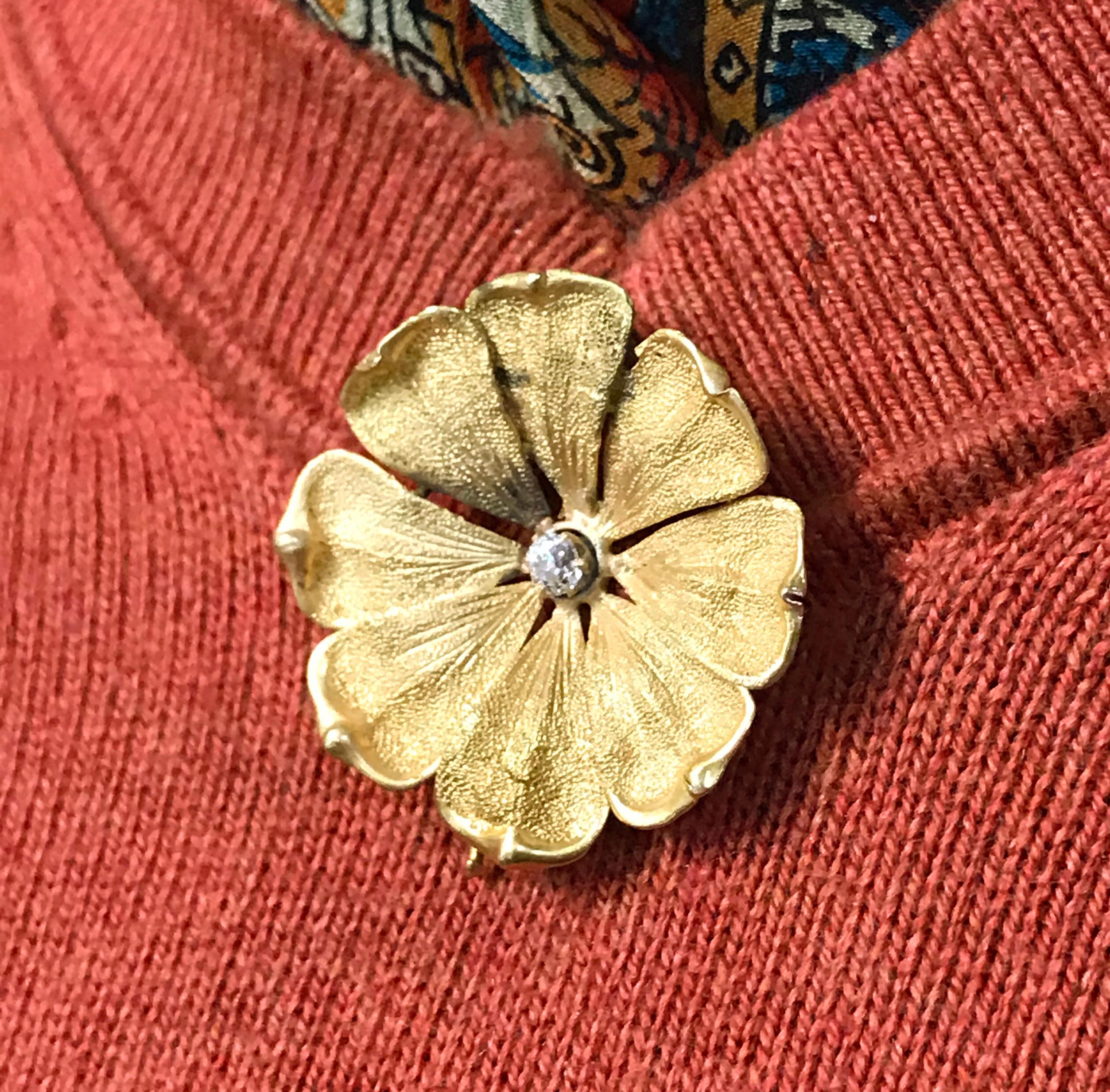 Retro 18 Karat Flower Diamond Brooch Pin For Sale