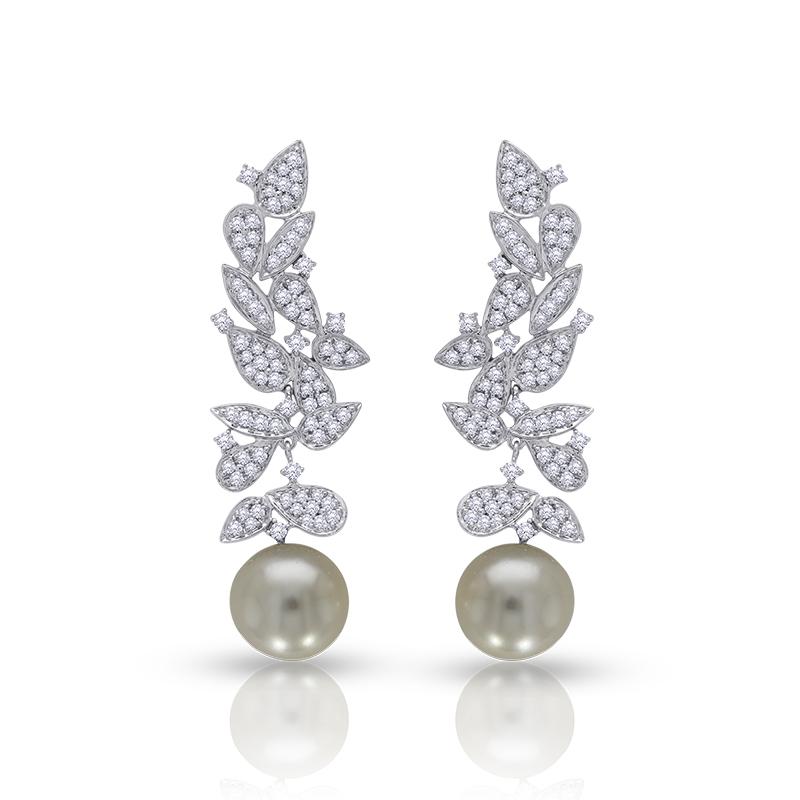 Contemporary 18 Karat Gala White Gold Earring with Vs-Gh Diamonds and White Pearl For Sale