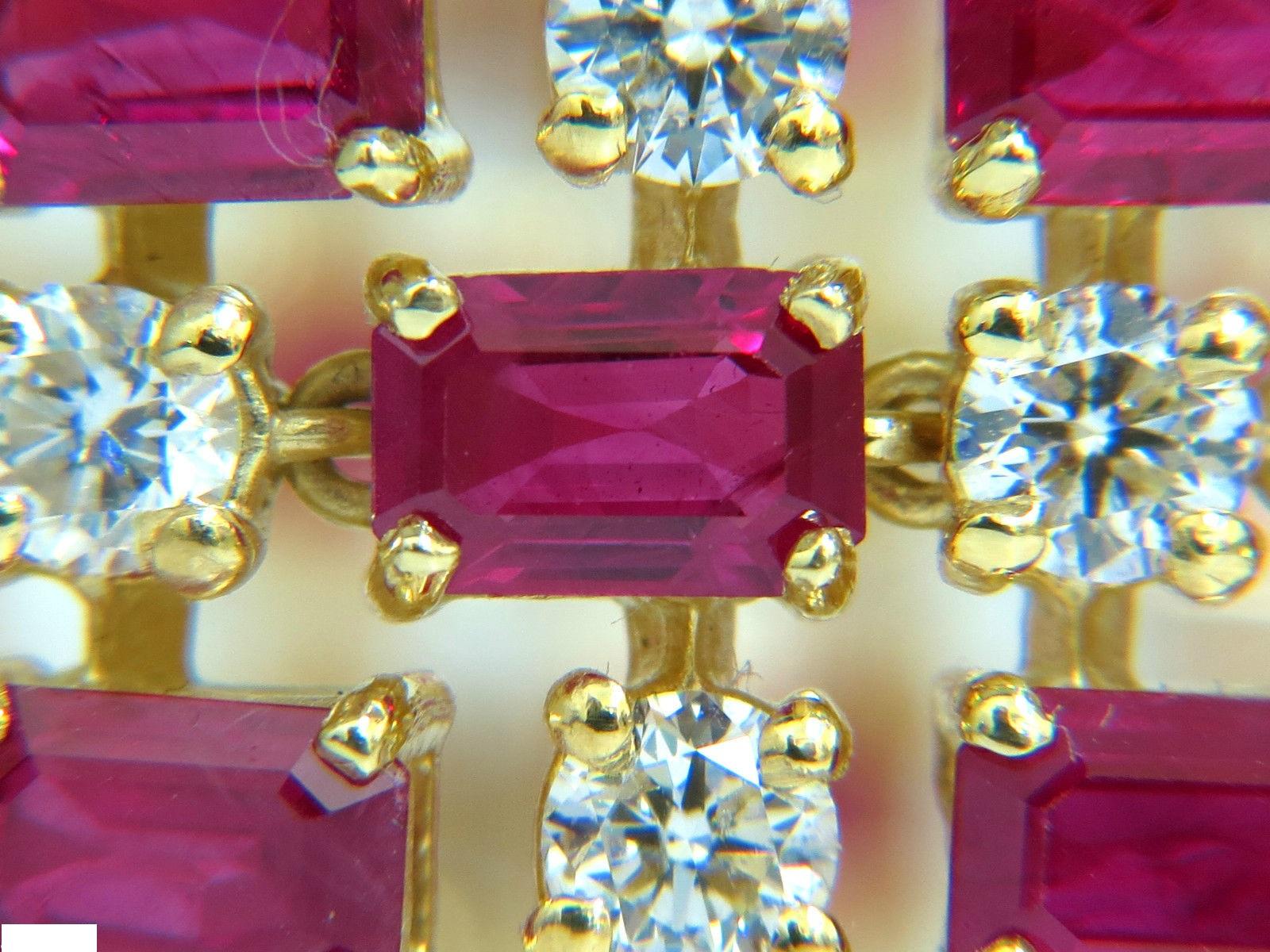 18 Karat GIA 55,25 Natürliches Rubin-Diamant-Armband mit Scharnier Blut (Smaragdschliff) im Angebot