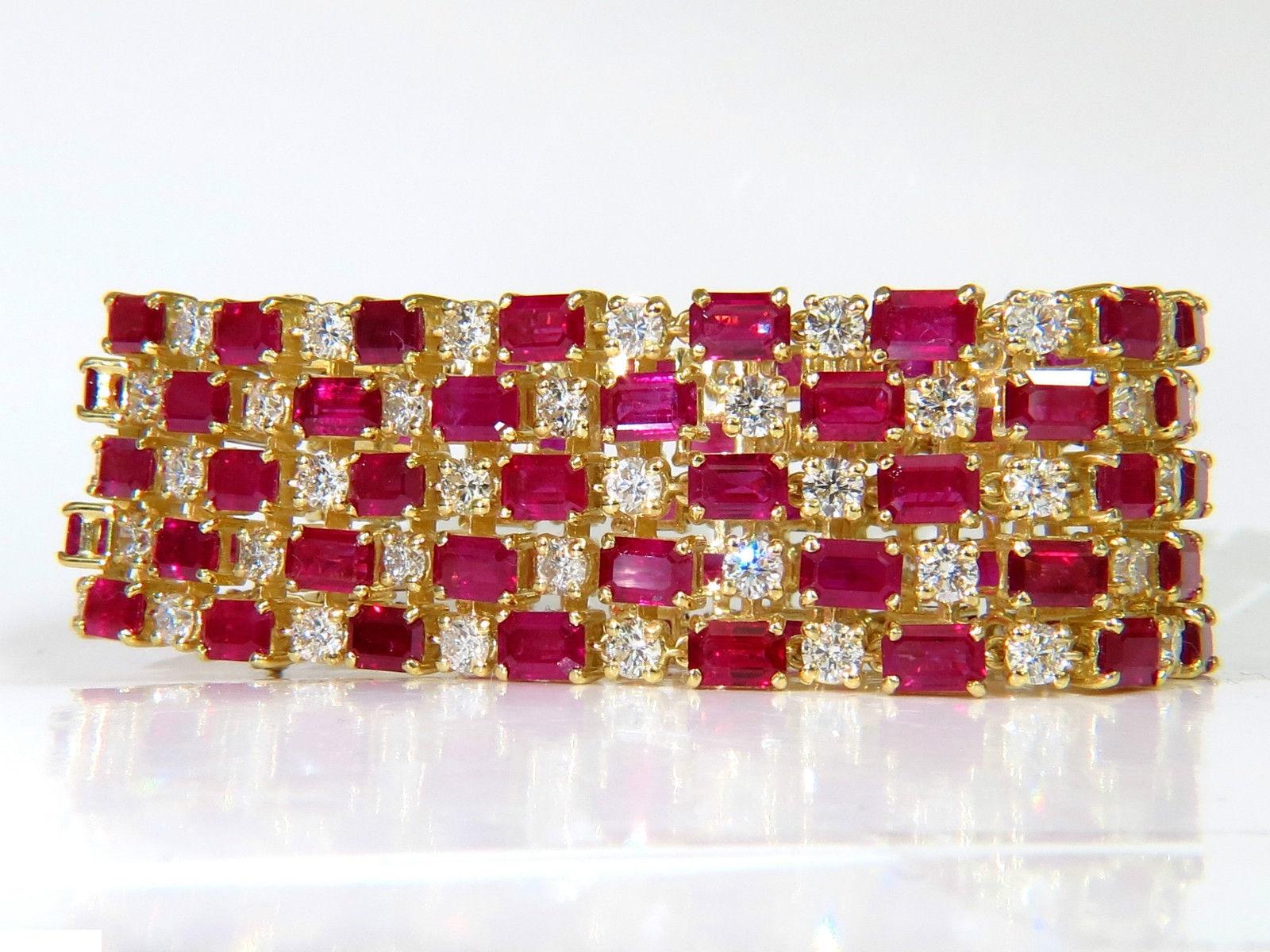 18 Karat GIA 55.25 Natural Top Gem Ruby Diamond Bracelet Hinged Blood In New Condition For Sale In New York, NY