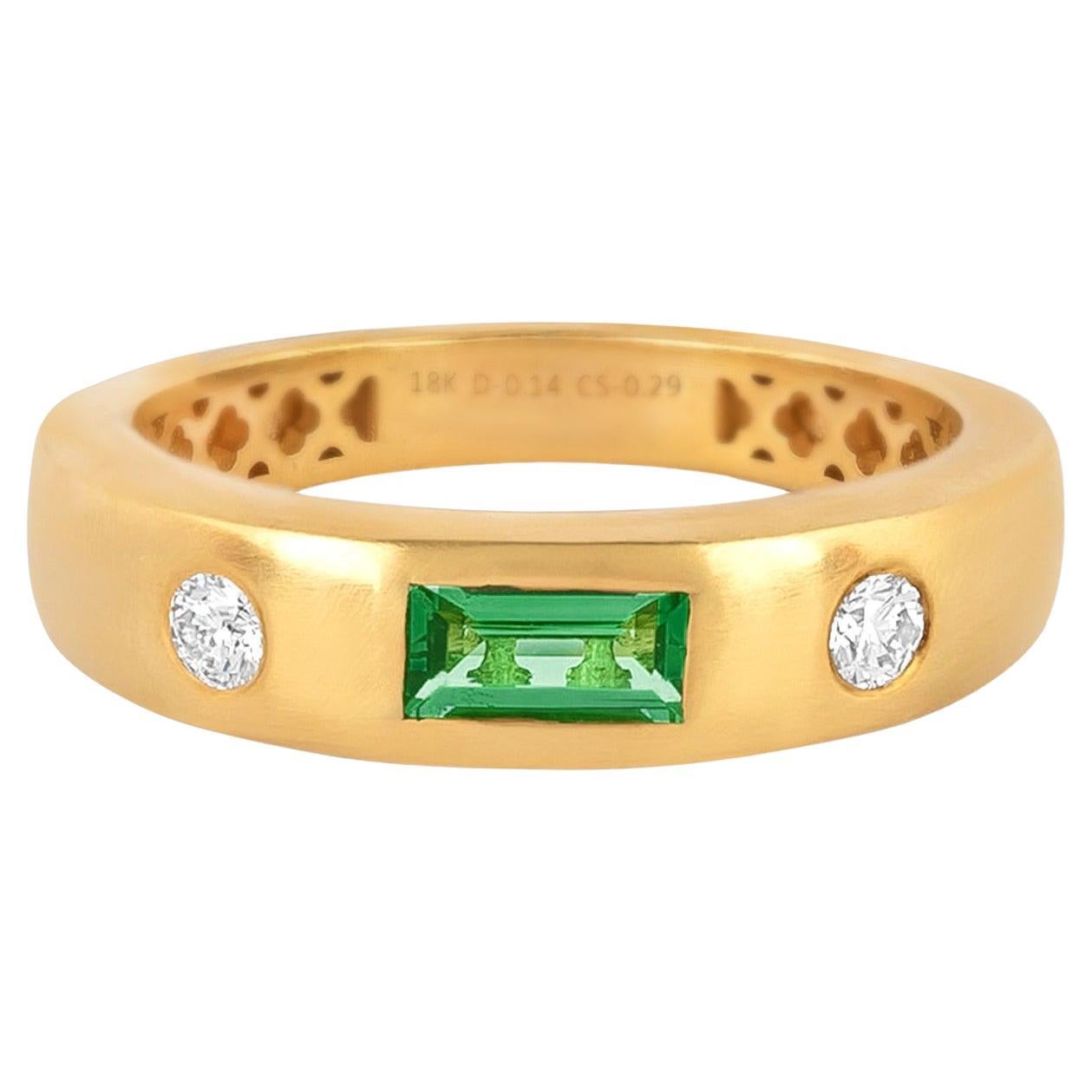 18 Karat Gold 0.43 Carat Diamond and Emerald "Three Stone" Ring  For Sale