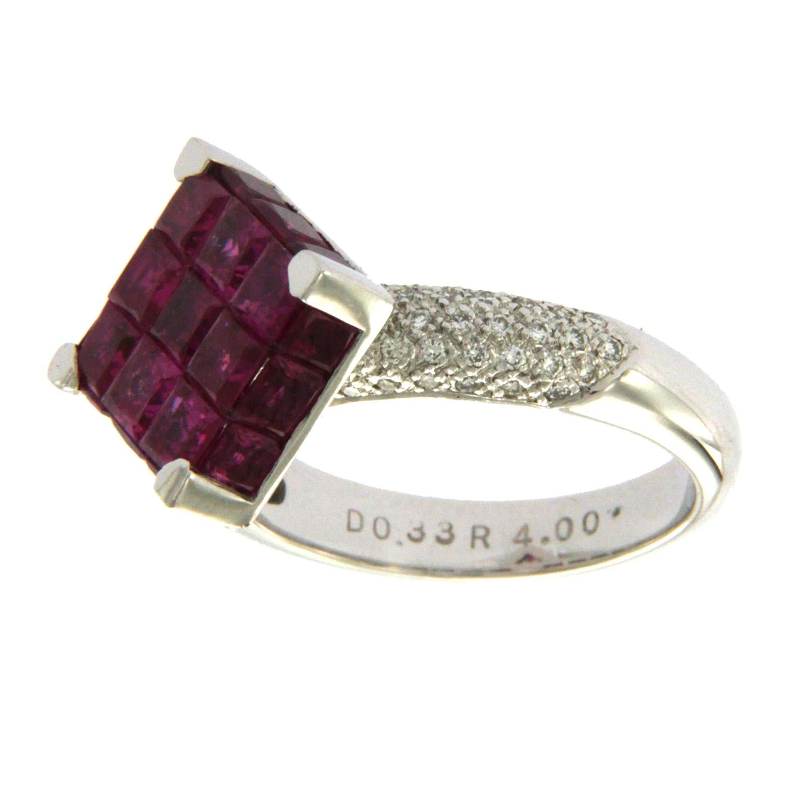 18 Karat Gold 0.45 Carat Diamonds and Invisible 5.05 Carat Ruby Square Ring In New Condition For Sale In Los Angeles, CA