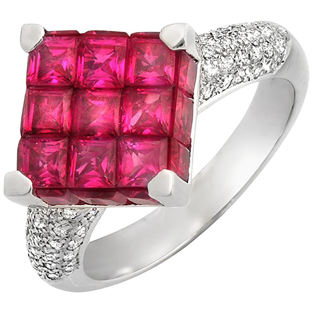 Bague carrée en or 18 carats avec diamants de 0,45 carat et rubis invisible de 5,05 carats