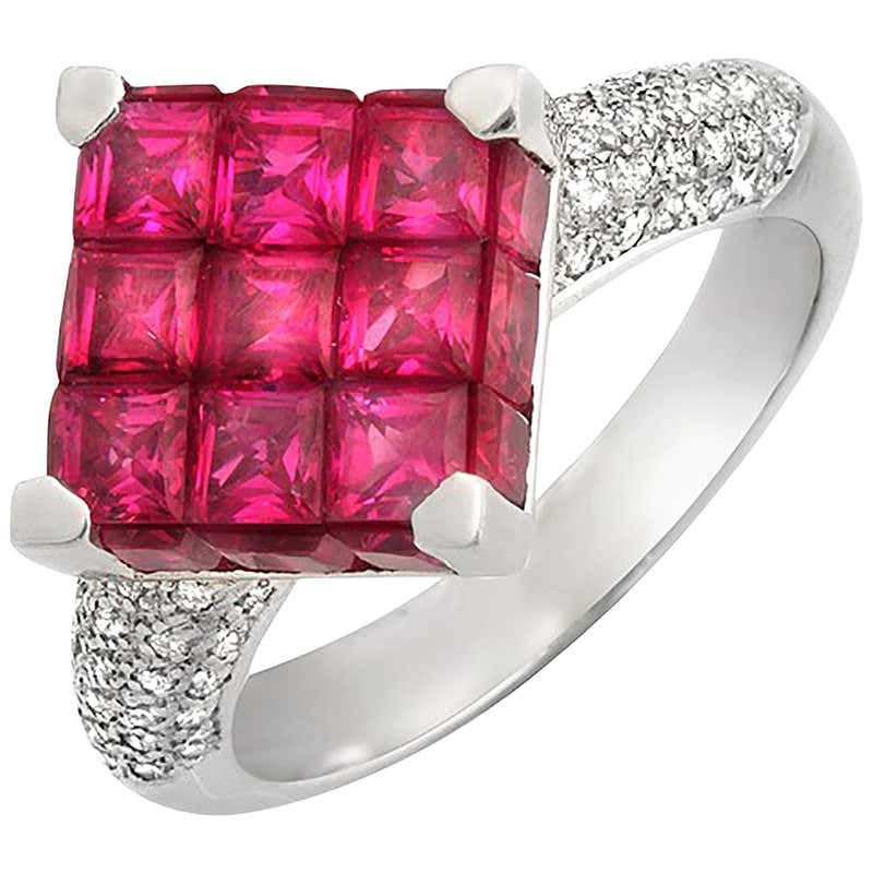 Square Ruby Ring - 60 For Sale on 1stDibs