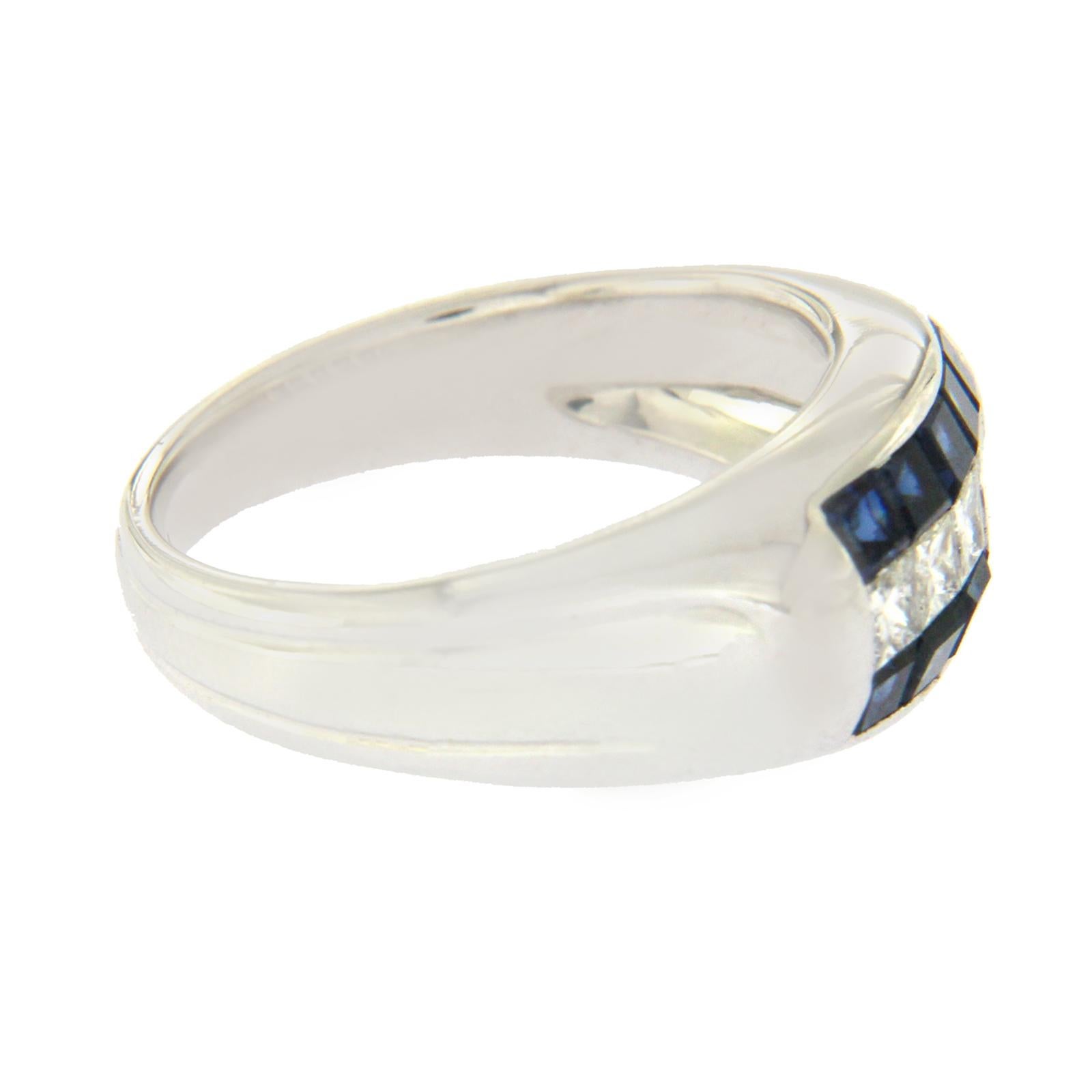 Men's 18 Karat Gold 0.52 Carat Diamonds and 1.04 Carat Blue Sapphire Wedding Band Ring For Sale