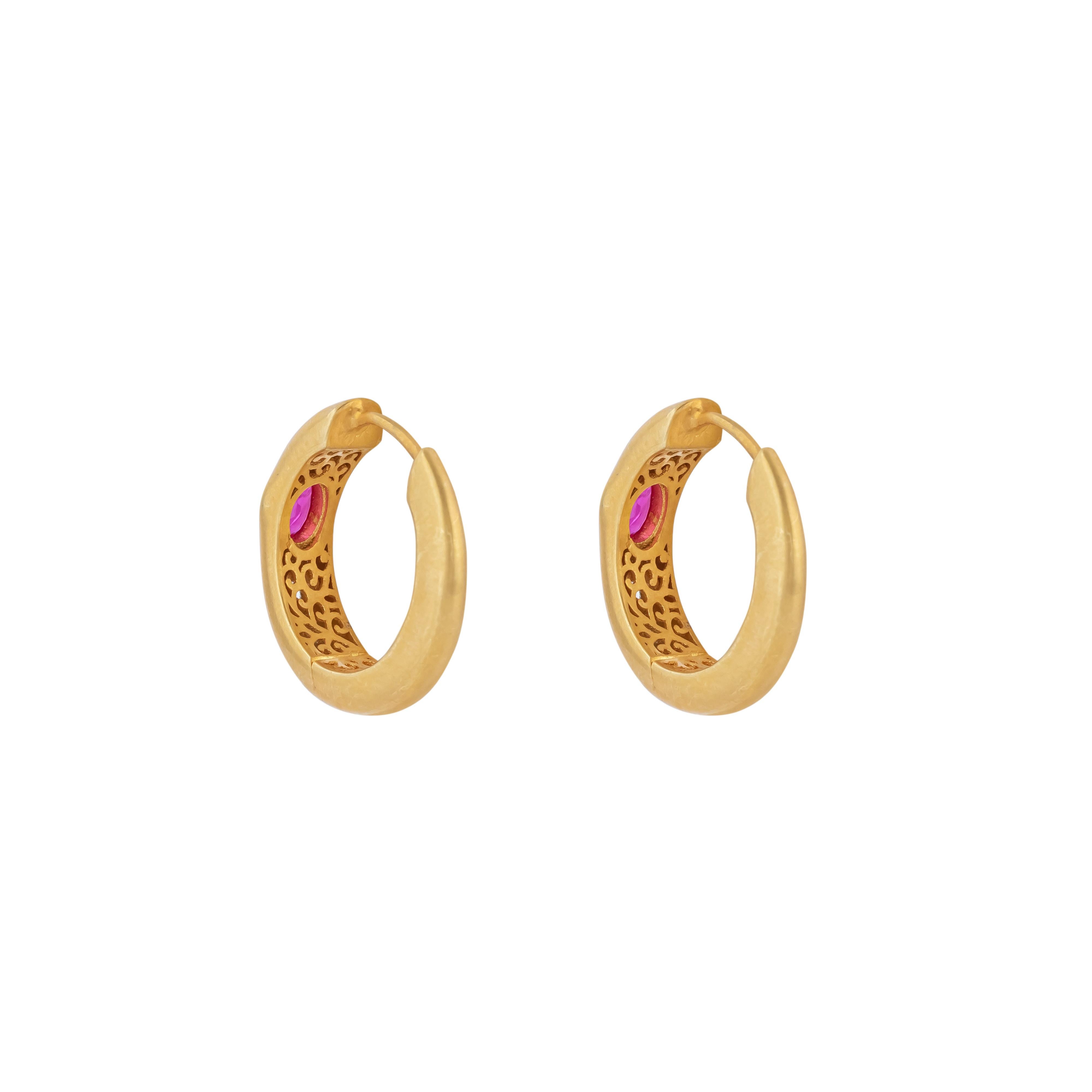 Brilliant Cut 18 Karat Gold 0.69 Carat Diamond and Ruby Hoop Earrings For Sale