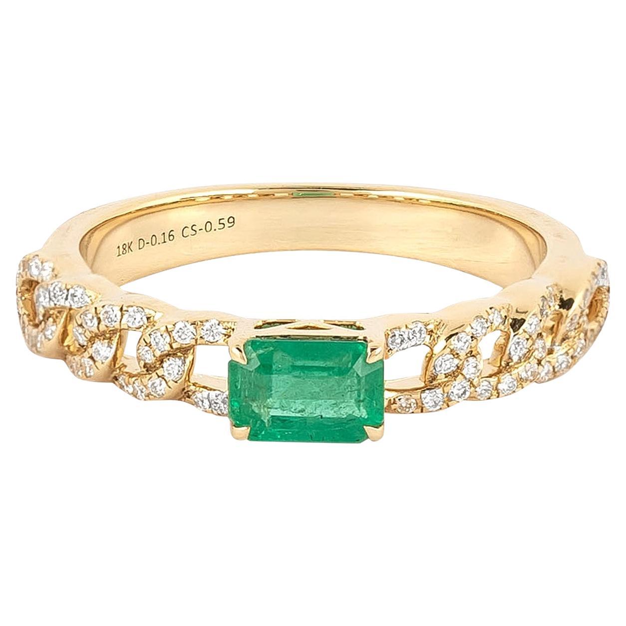 18 Karat Gold 0.78 Carat Diamond and Emerald Cocktail Ring  For Sale