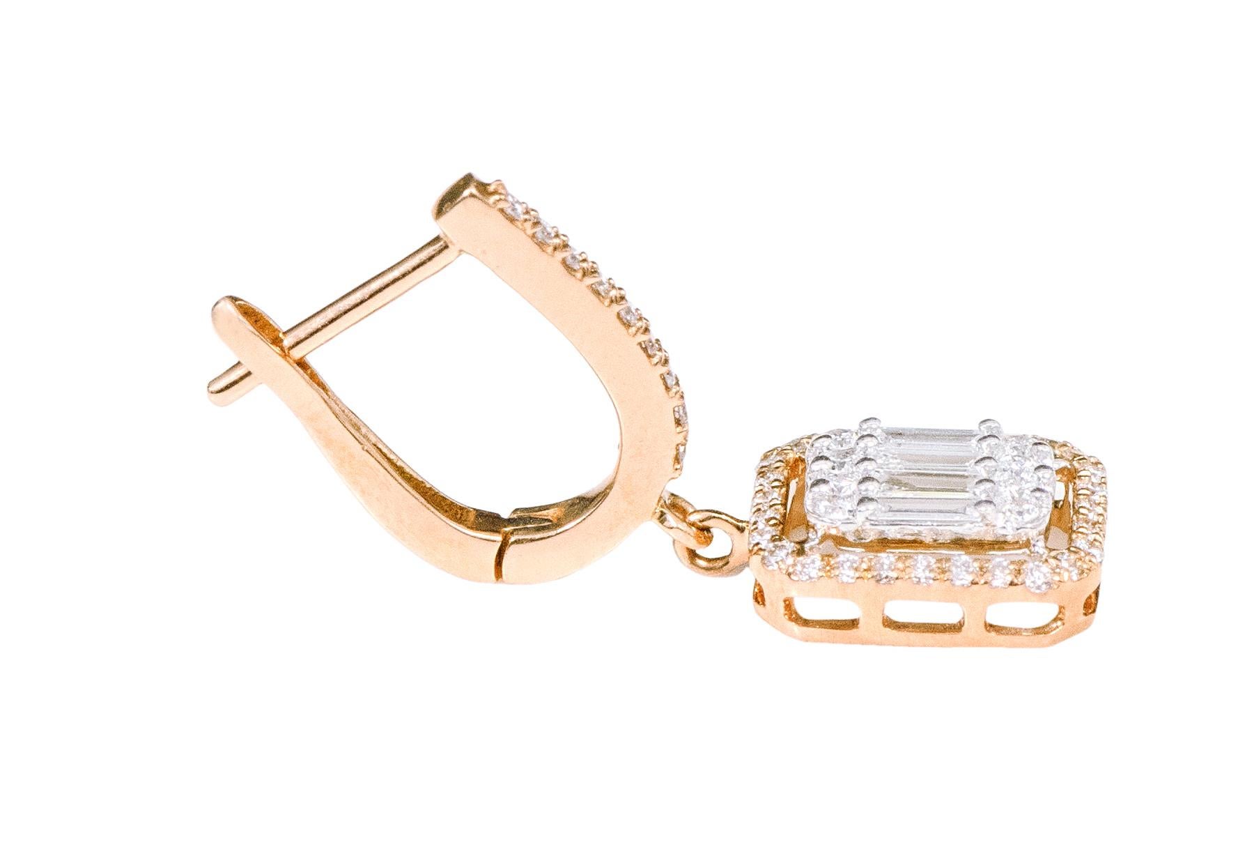 18 Karat Gold 0.89 Carat Diamond Dangle Drop Earrings For Sale 2