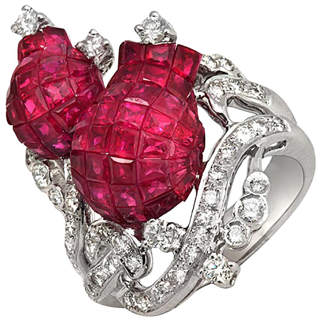 18 Karat Gold 0.92 Carat Diamonds and Invisible 11.58 Carat Ruby Tulip Ring For Sale
