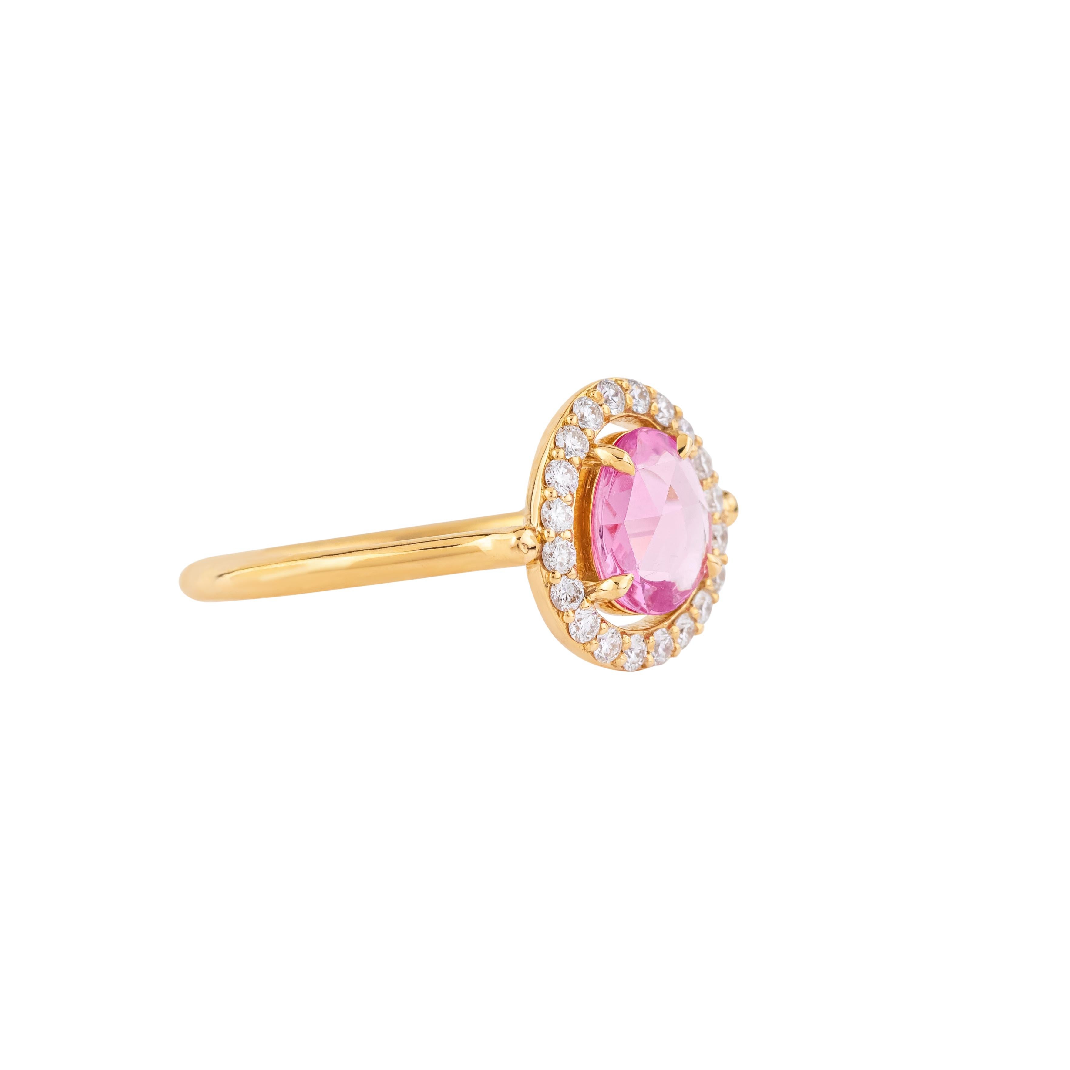 Immerse yourself in the allure of sophistication with our 18 Karat Gold 0.95 Carat Diamond and Pink Sapphire Solitaire Ring – a timeless masterpiece crafted to perfection. Each ring is meticulously curated, reflecting our commitment to excellence in