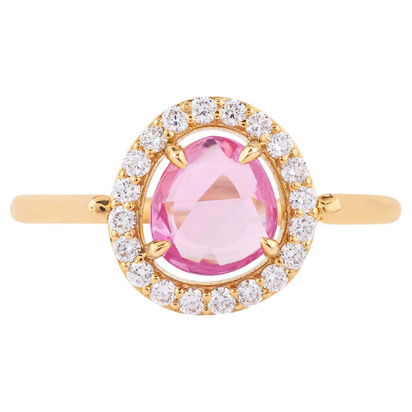 18 Karat Gold 0.95 Carat Diamond and Pink Sapphire Solitaire Ring For Sale