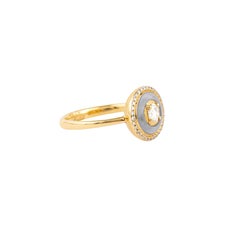 Anillo de cóctel de oro de 18 quilates con diamantes y calcedonia de 0,97 quilates