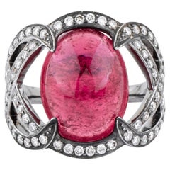 18 Karat Gold 10.17 Carats Tourmaline and Diamond Solitaire Ring