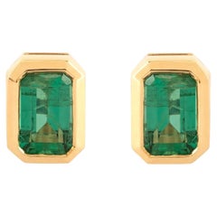 18 Karat Gold 1.05 Carat Emerald Cocktail Stud Earrings