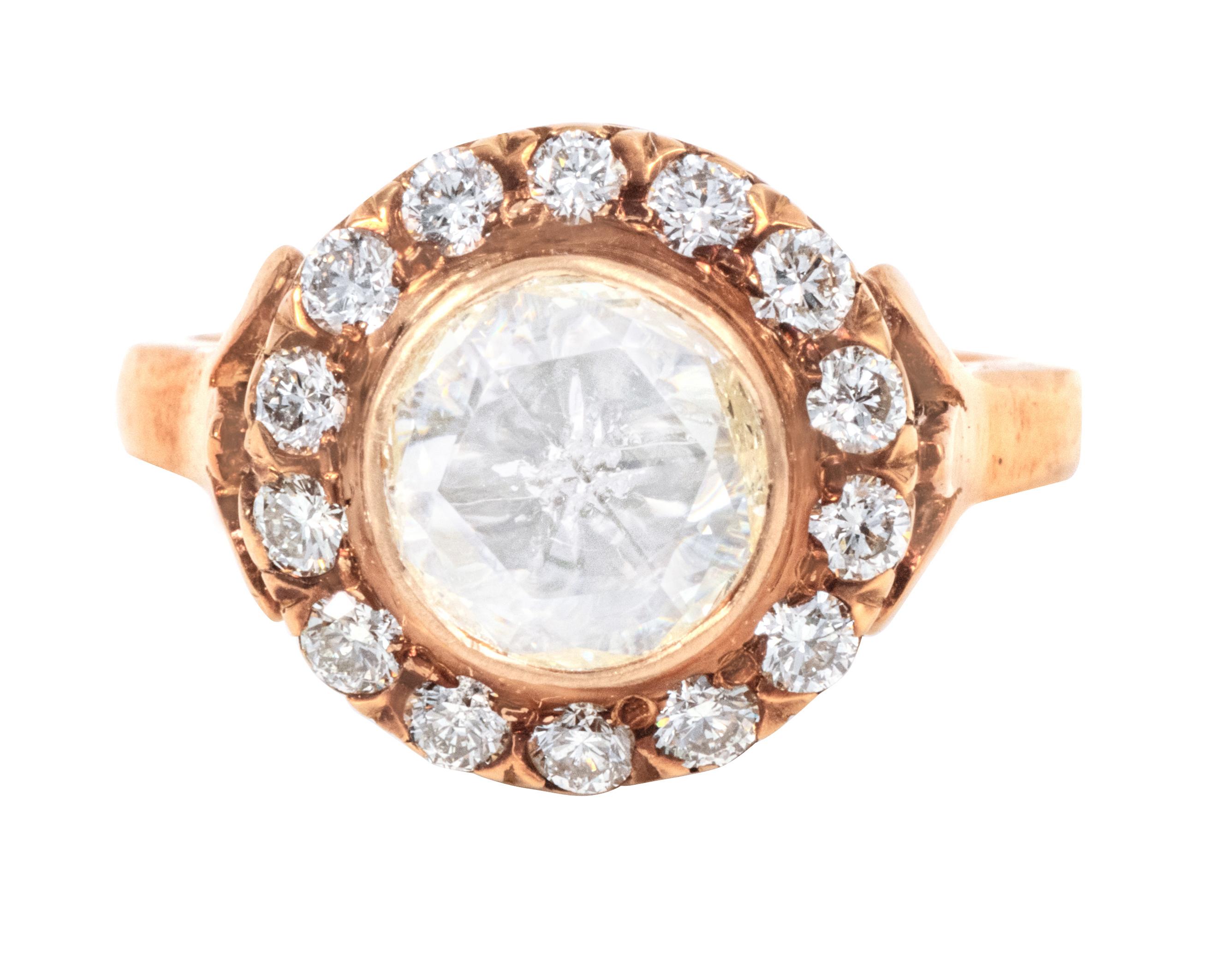 Art Deco 18 Karat Gold 1.22 Carat Diamond Art-Deco Style Ring For Sale