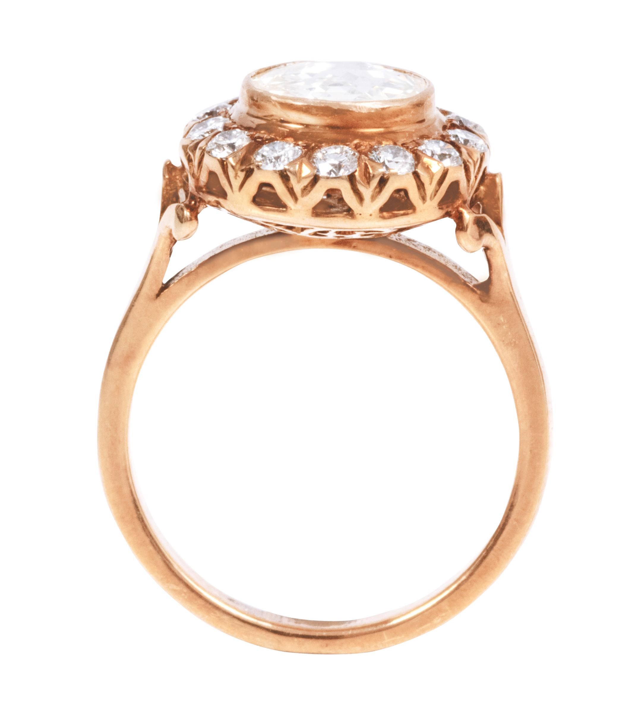 Women's 18 Karat Gold 1.22 Carat Diamond Art-Deco Style Ring For Sale