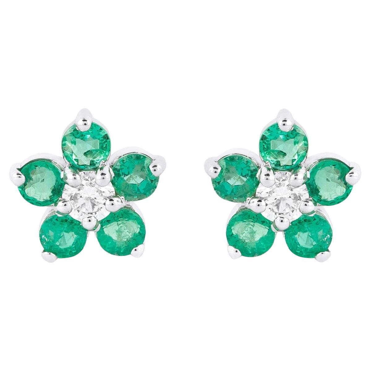 18 Karat Gold 1.28 Carat Diamond and Emerald Flower Modulation Earrings