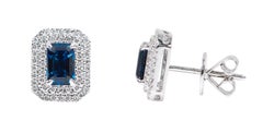 18 Karat Gold 1.41 Carat Sapphire and Diamond Double Cluster Stud Earrings