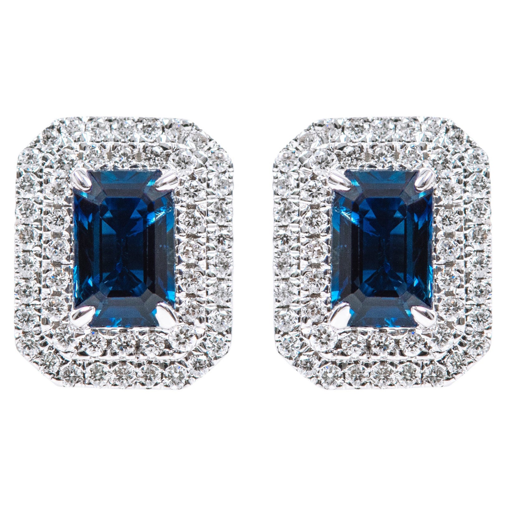 18 Karat Gold 1.41 Carat Sapphire and Diamond Double Cluster Stud Earrings For Sale