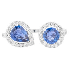 Anillo de cóctel de oro de 18 quilates con diamantes y zafiros de 1,42 quilates