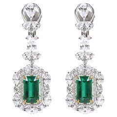 18 Karat Gold 14.37 Carat Natural Emerald and Solitaire Diamond Cocktail Earring